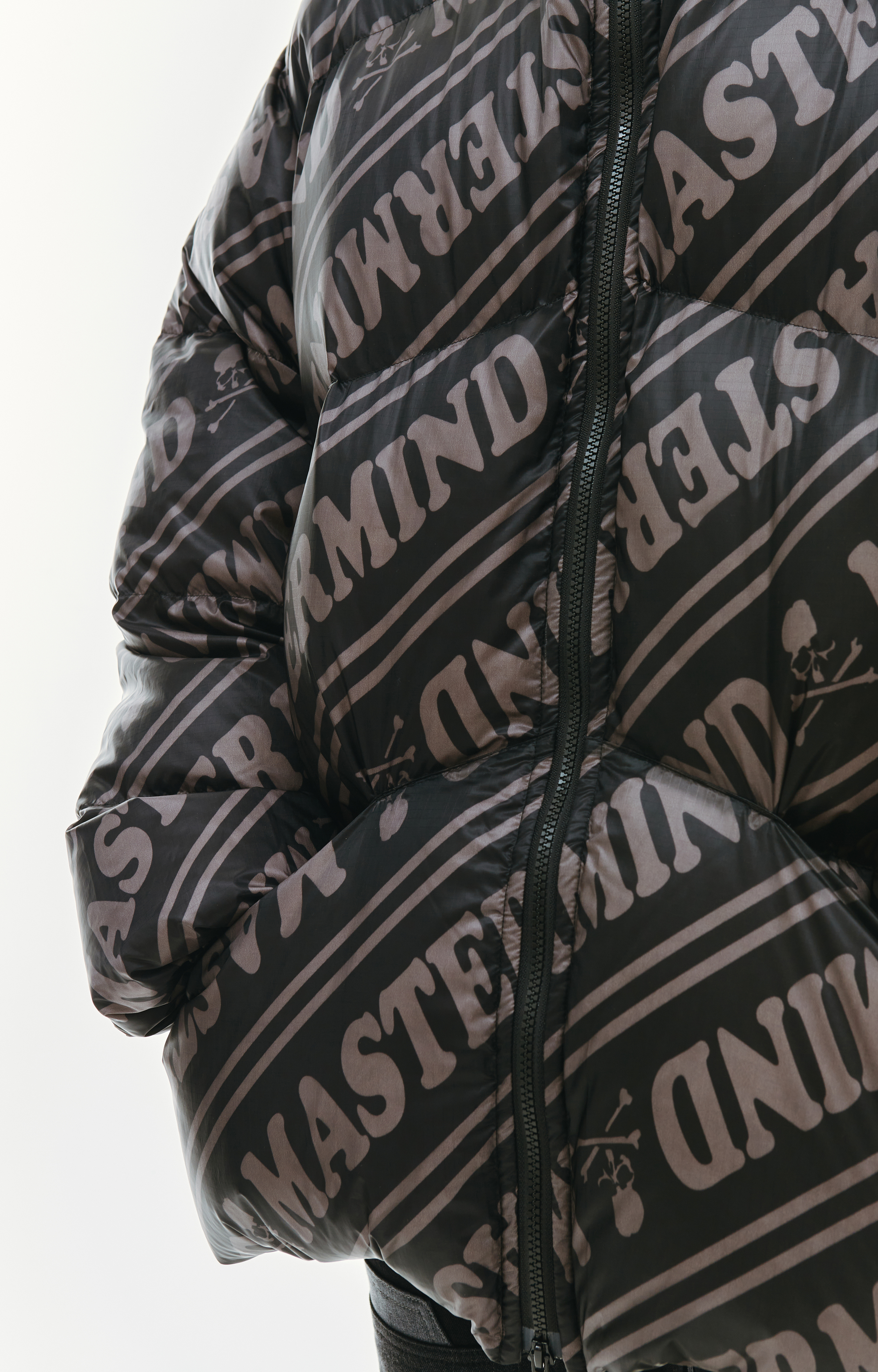 Mastermind WORLD Mastermind WORLD × Rocky Mountain Down Jacket