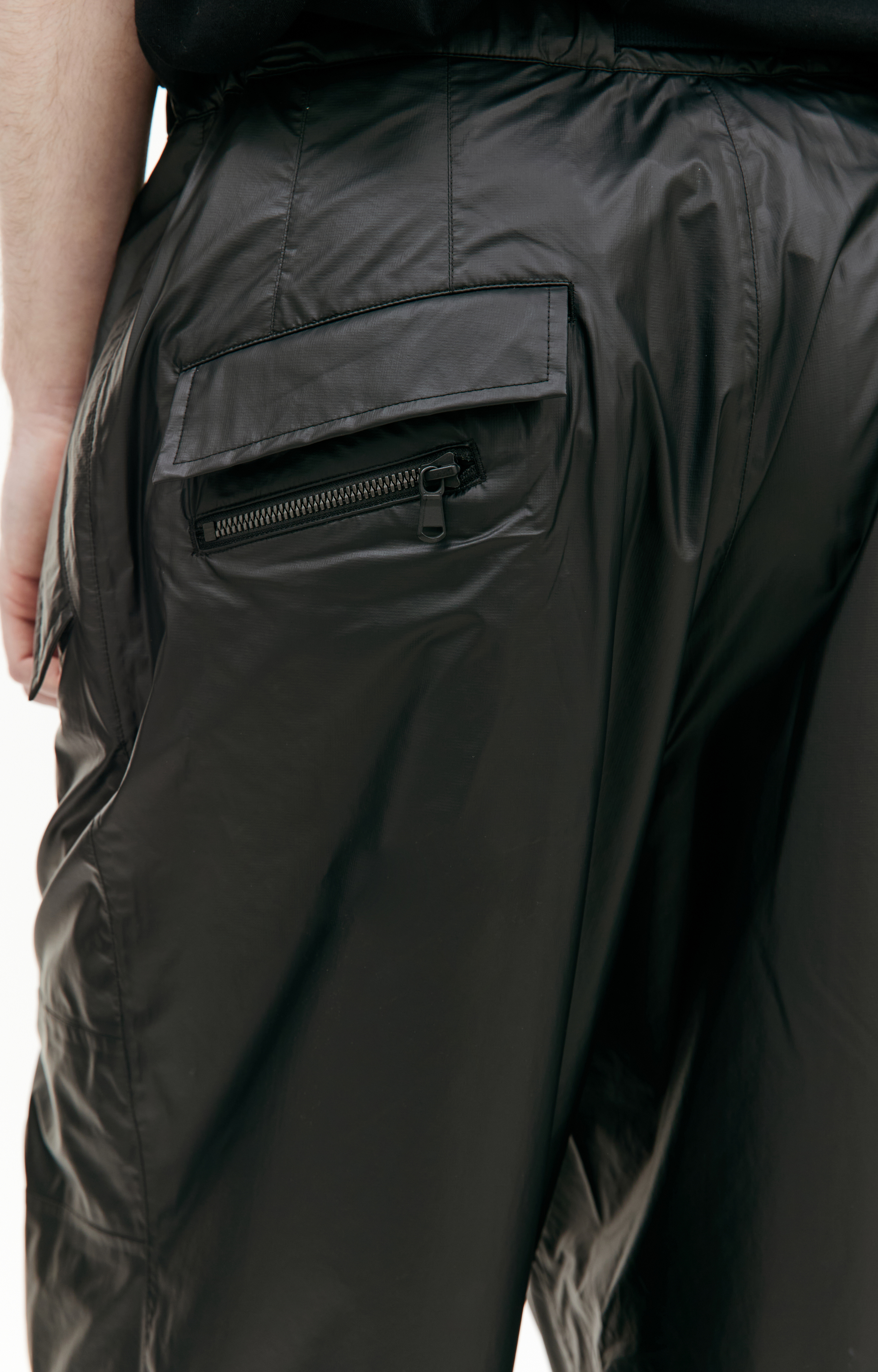Buy The Viridi-Anne men khaki nylon zip trousers for $563 online