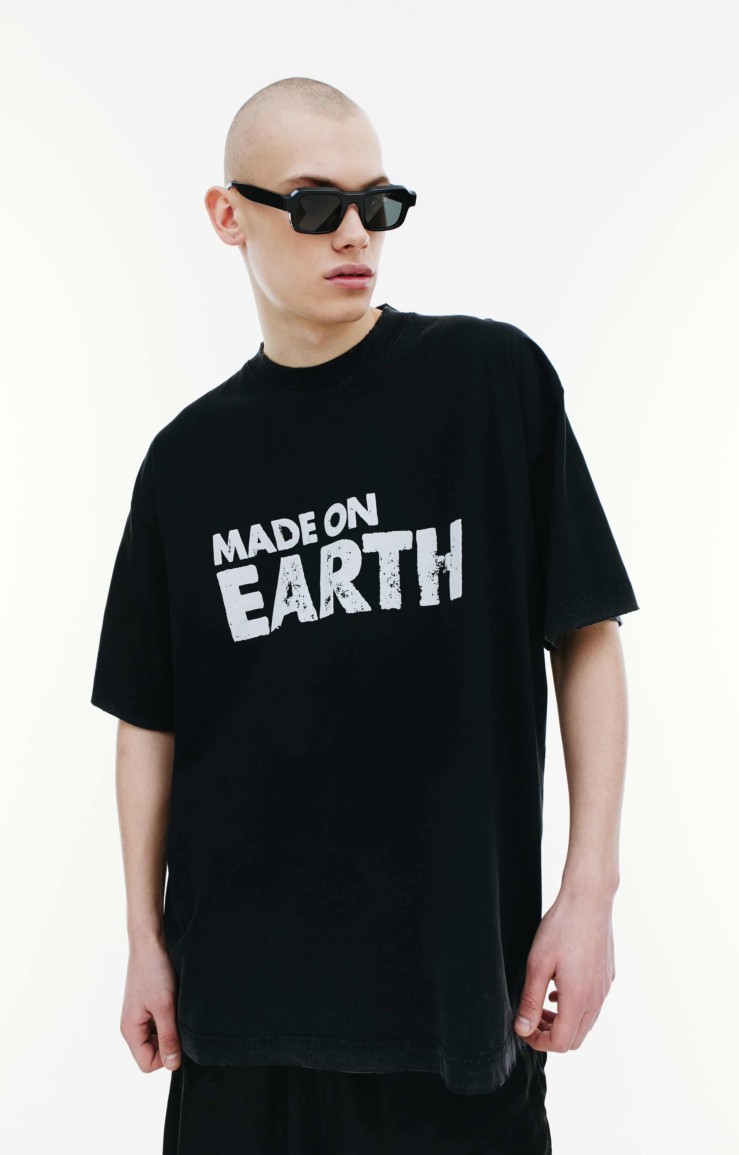 Made On Earth oversized t-shirt