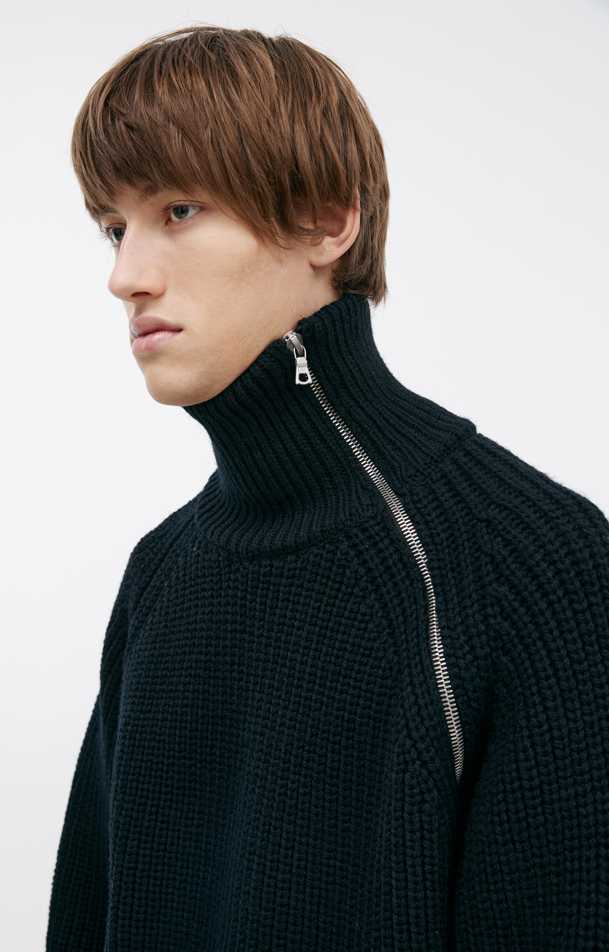 名作 DRIES VAN NOTEN back zip sweater Dries Van Noten // Black Back Zip Sweatshirt – VSP Consignment