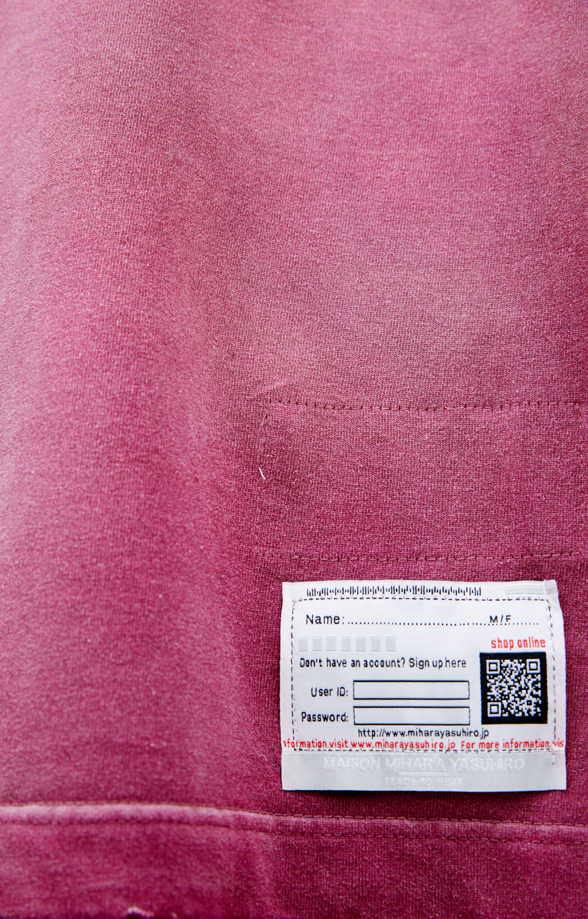 Buy Maison Mihara Yasuhiro men pink t-shirt with a torn pocket for