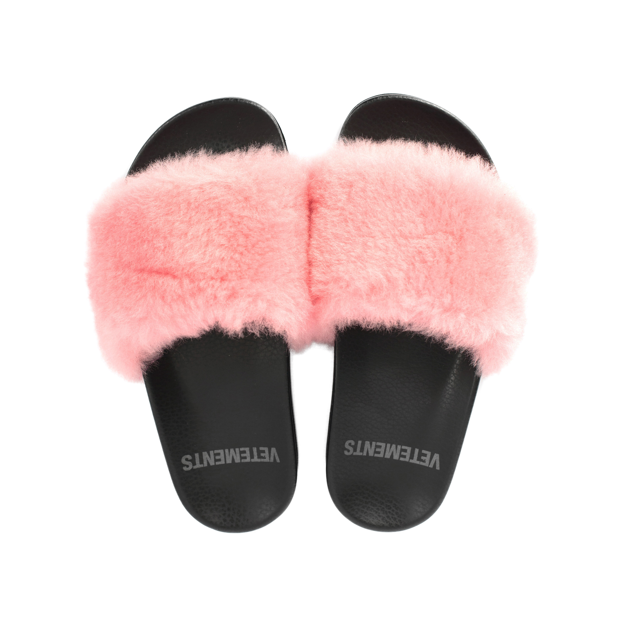 Buy VETEMENTS women black slippers with pink fur for $543 online on SV77,  UE51FL400P/2400