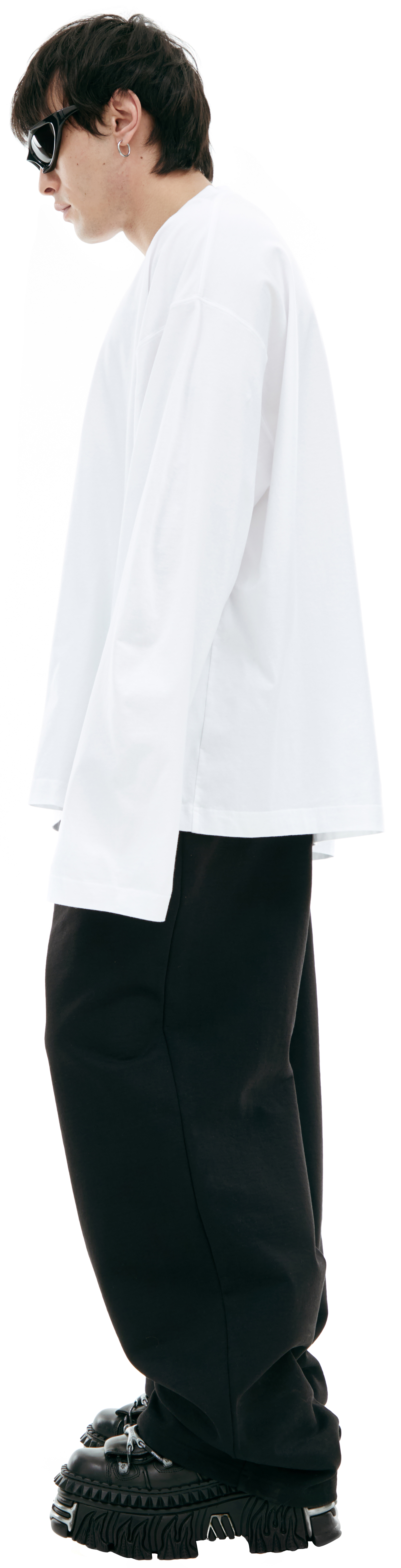 Buy VETEMENTS men white mtv print longsleeve for $543 online