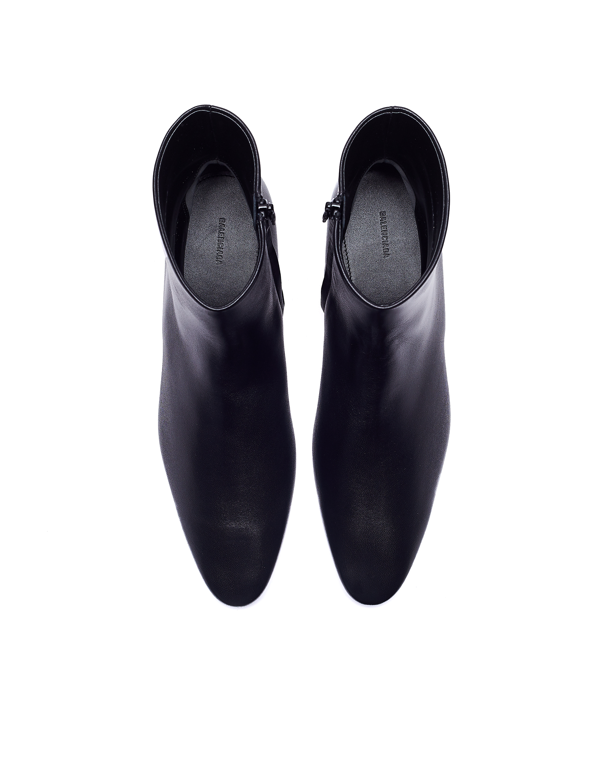 ZOOFASHIONS on X: @BALENCIAGA Strike 20mm Black Boots:   #balenciaga #balenciagalover #balenciagaparis  #demnagvasalia #highfashion #stylegram #instagood #luxurious #luxury  #luxurylifestyle #fashion #style #instastyle #styleformen