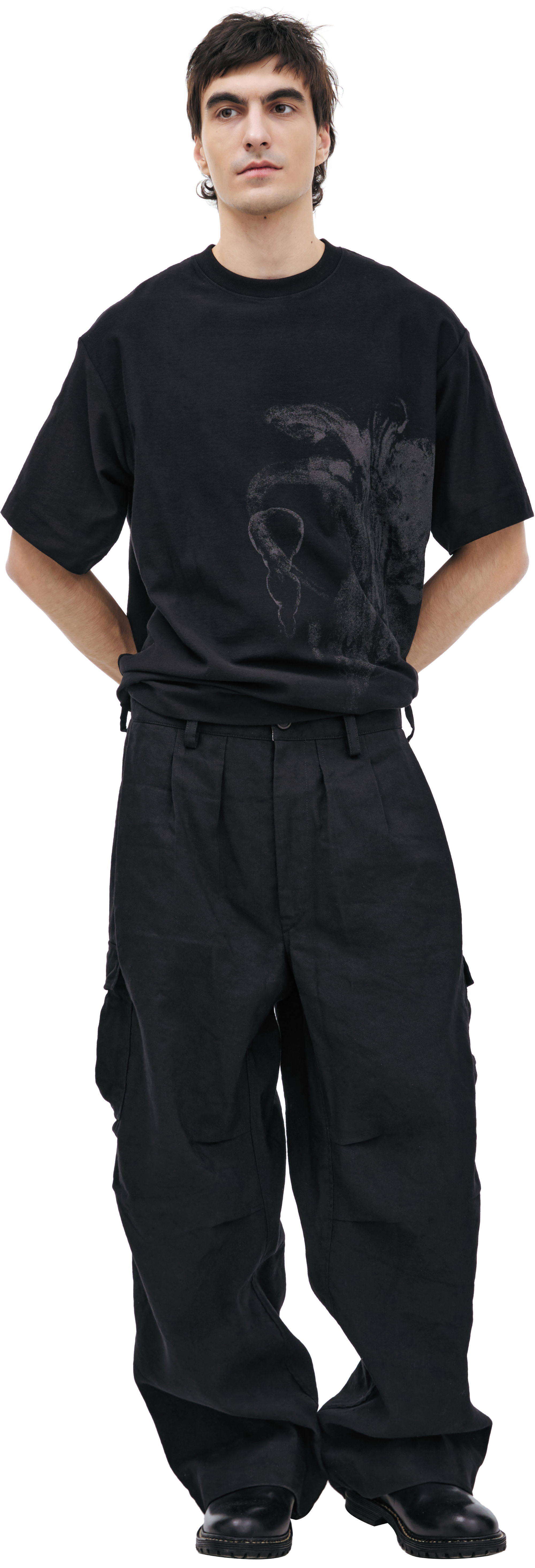 Buy Ziggy Chen men black cargo trousers for $1,025 online on SV77