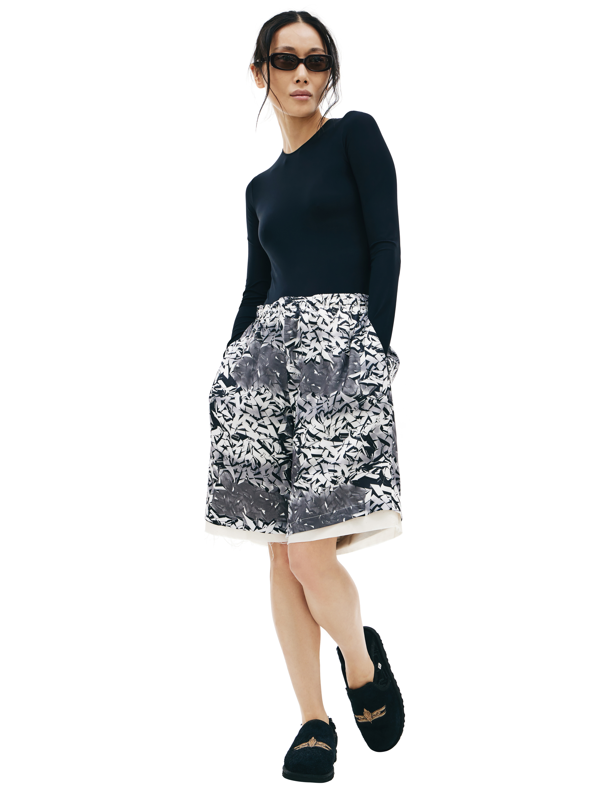 Children of the discordance Graffity print shorts