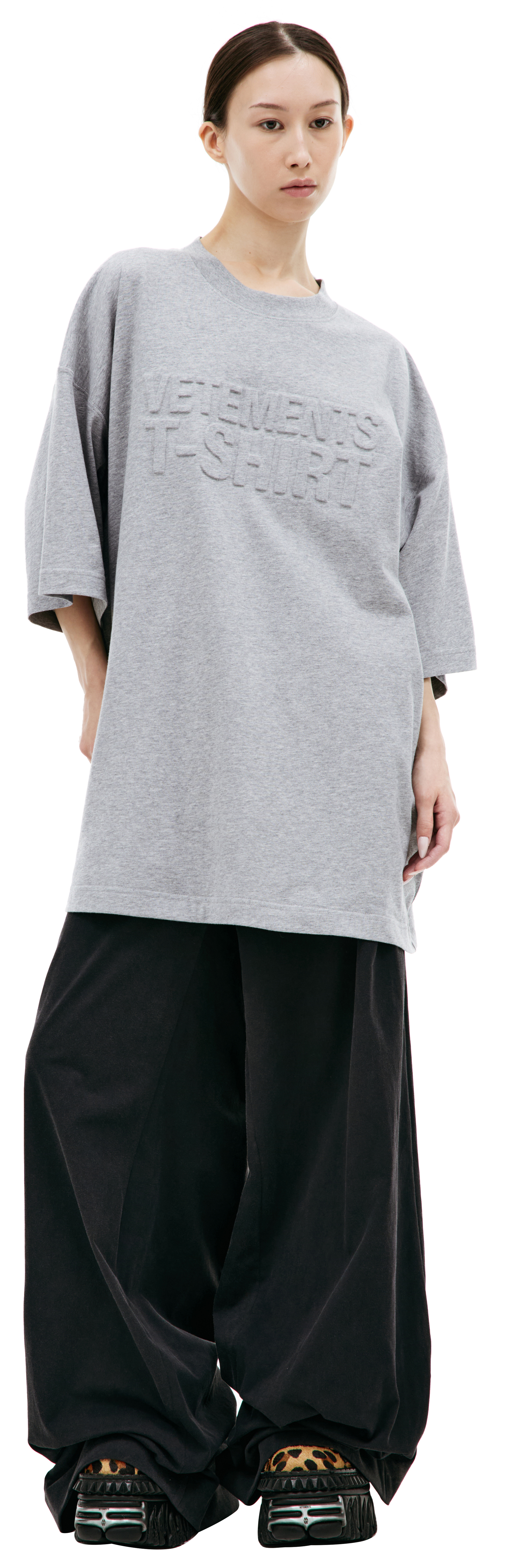 【関税込み】VETEMENTS グレー Illusion ロゴ Tシャツ Buy VETEMENTS women grey gray illusion t-shirt for €338