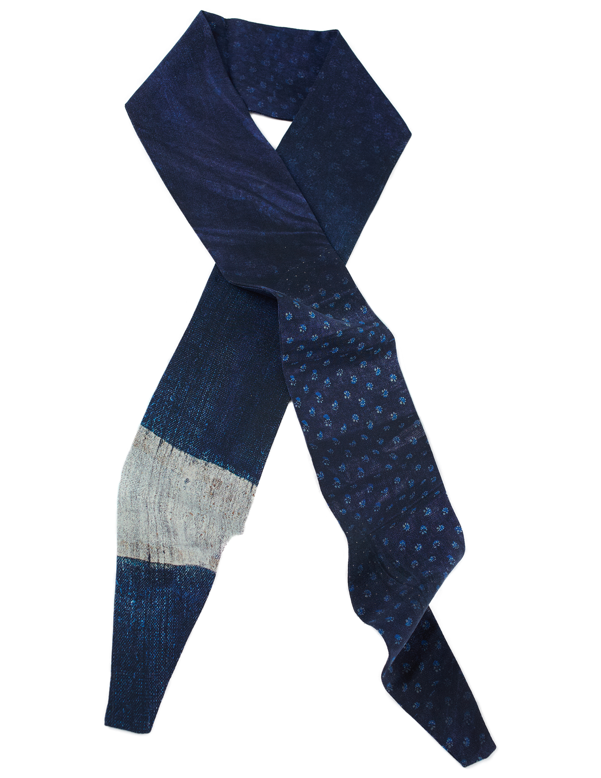 Ziggy Chen Silk Scarf With Print In Blue