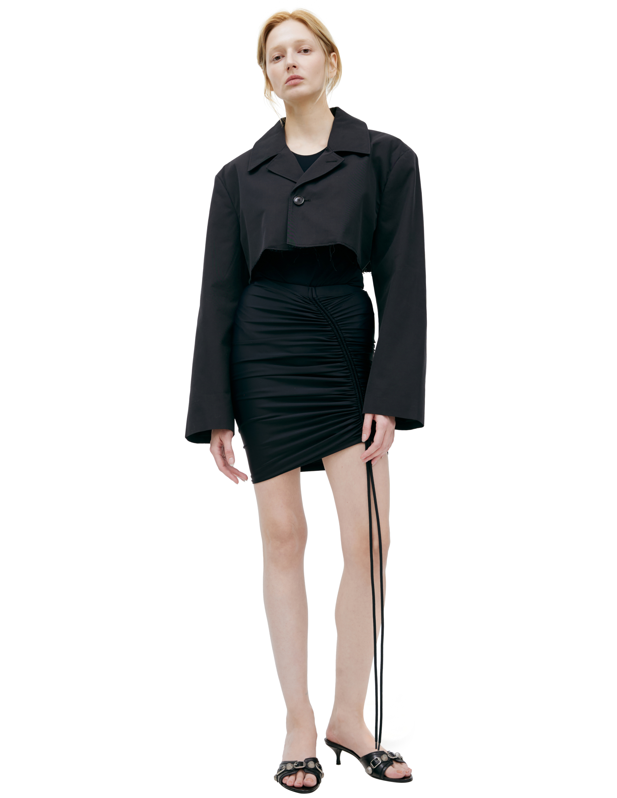 Vetements Shortened Blazer With A Button In Black
