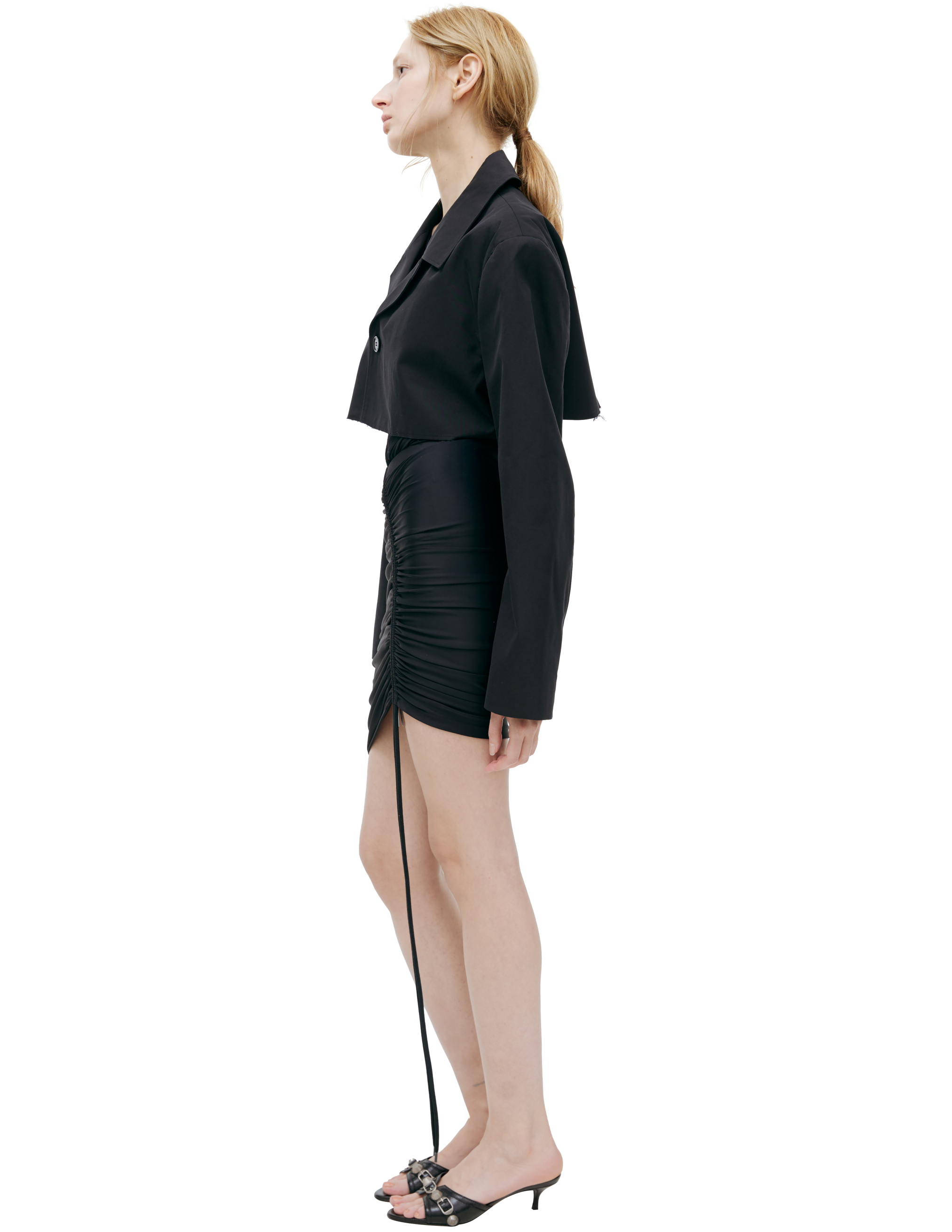 Vetements Shortened Blazer With A Button In Black