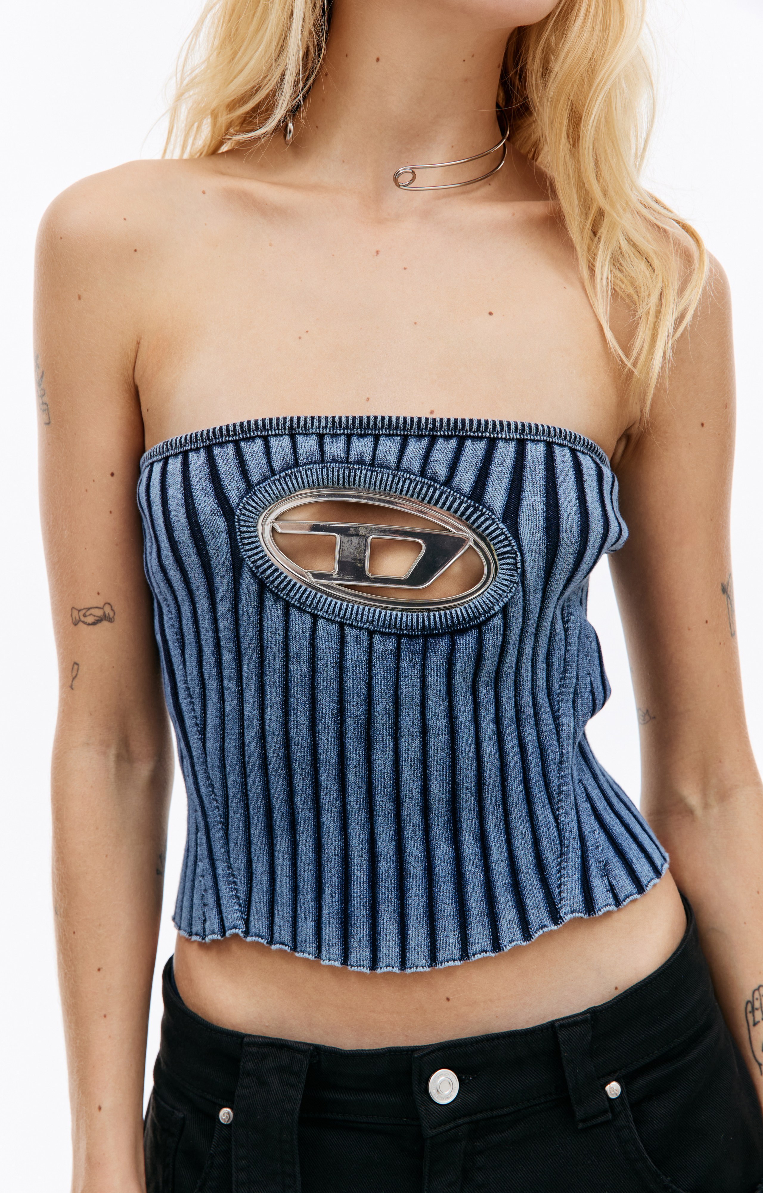 Tシャツ・カットソー DIESEL M Clarksville Knit Dark Blue A057700HEAS81E A057700HE M-CLARKSVILLE Woman: Bandeau Top, cut out, D logo plaque