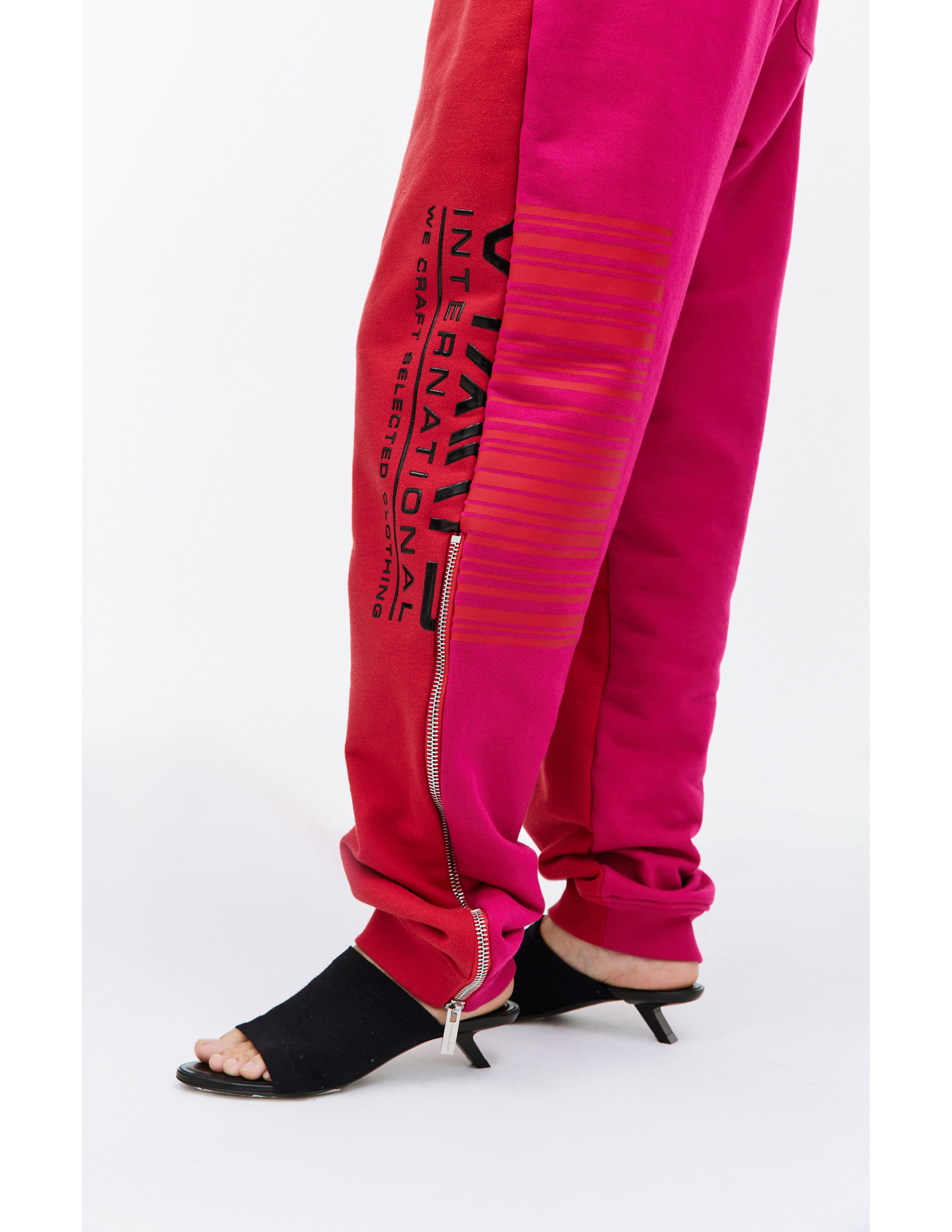 Shop Vtmnts International Printed Sweatpants In Multicolor