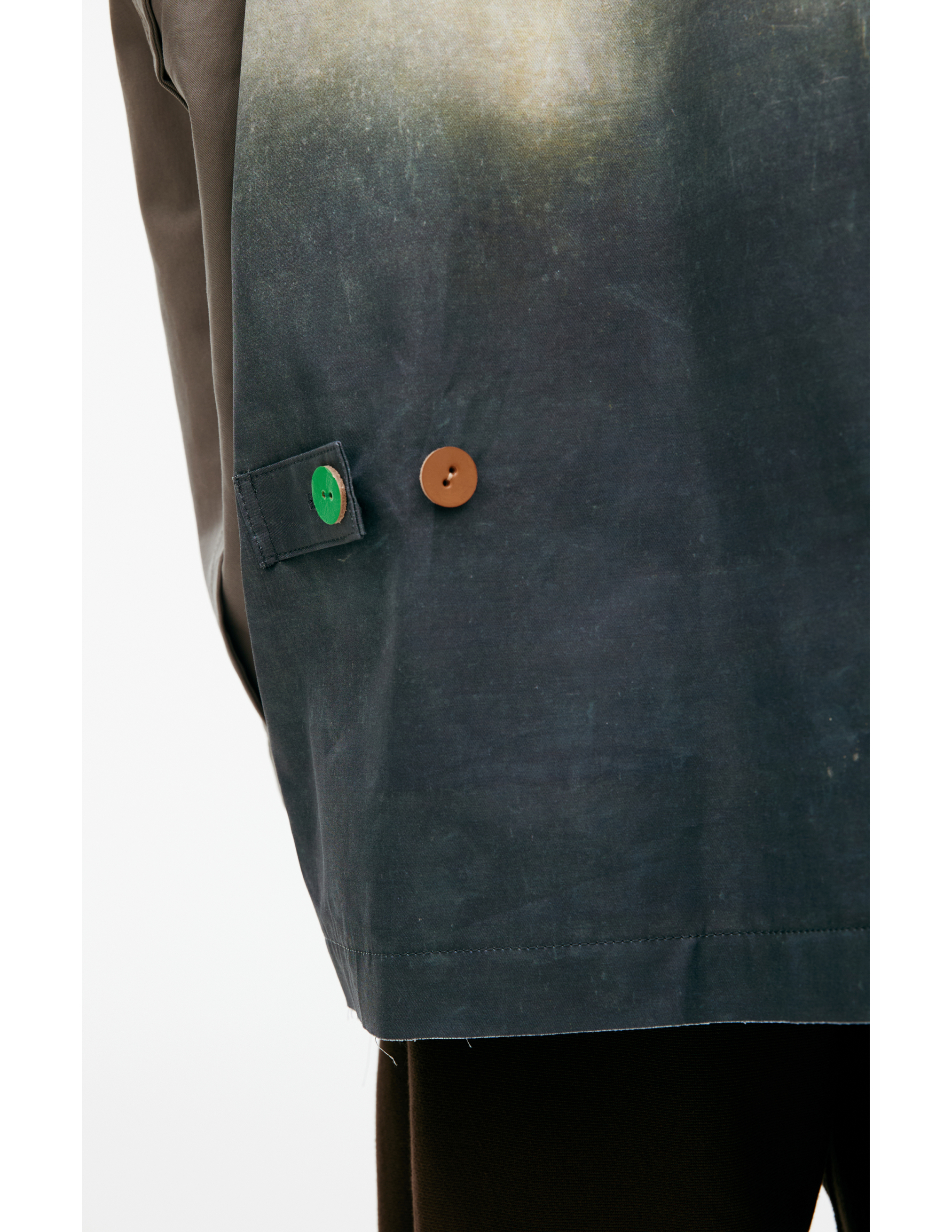 UNDERCOVER COAT WITH CONTRASTING BUTTONS