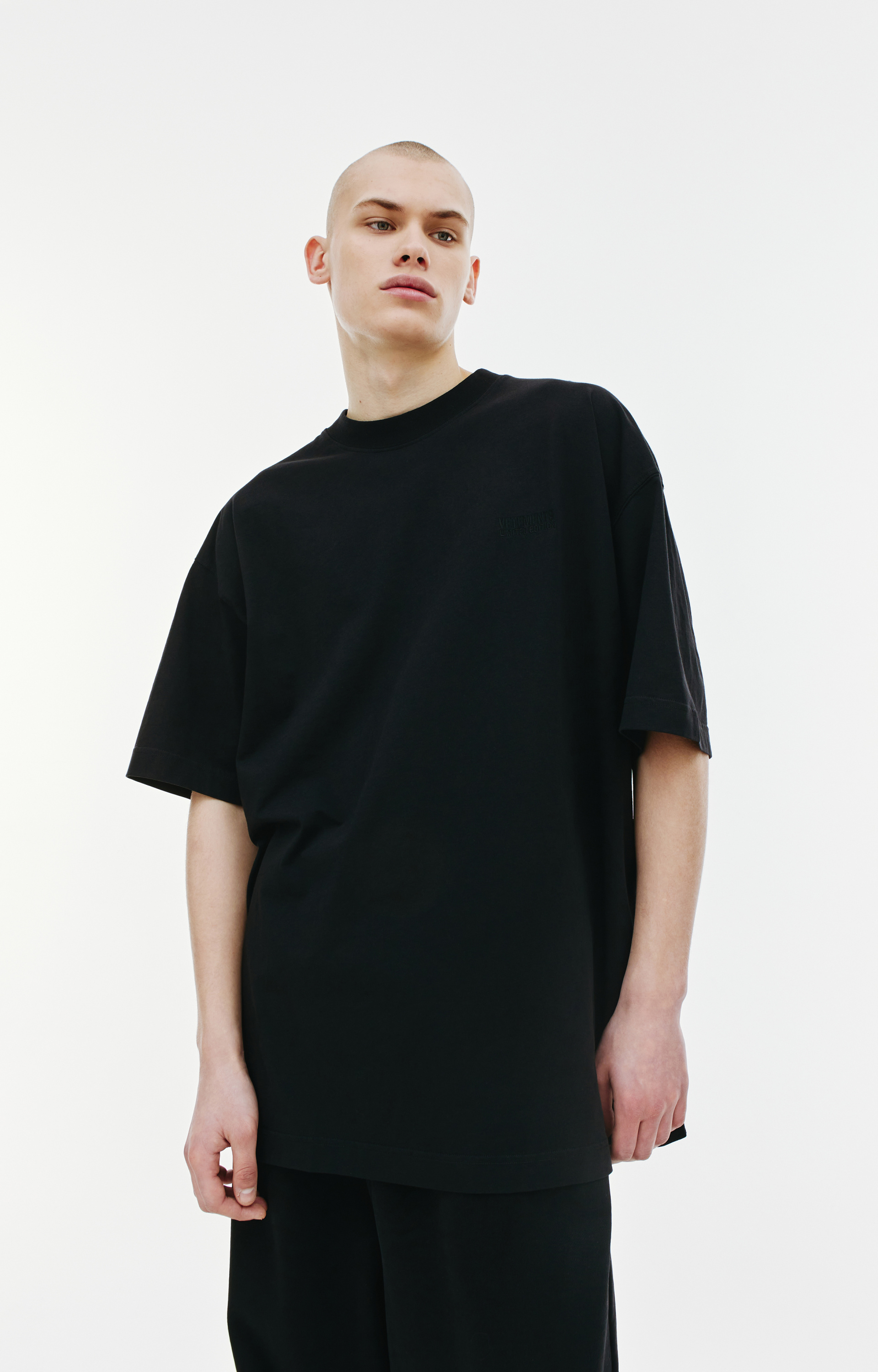 VETEMENTS Logo oversized t-shirt