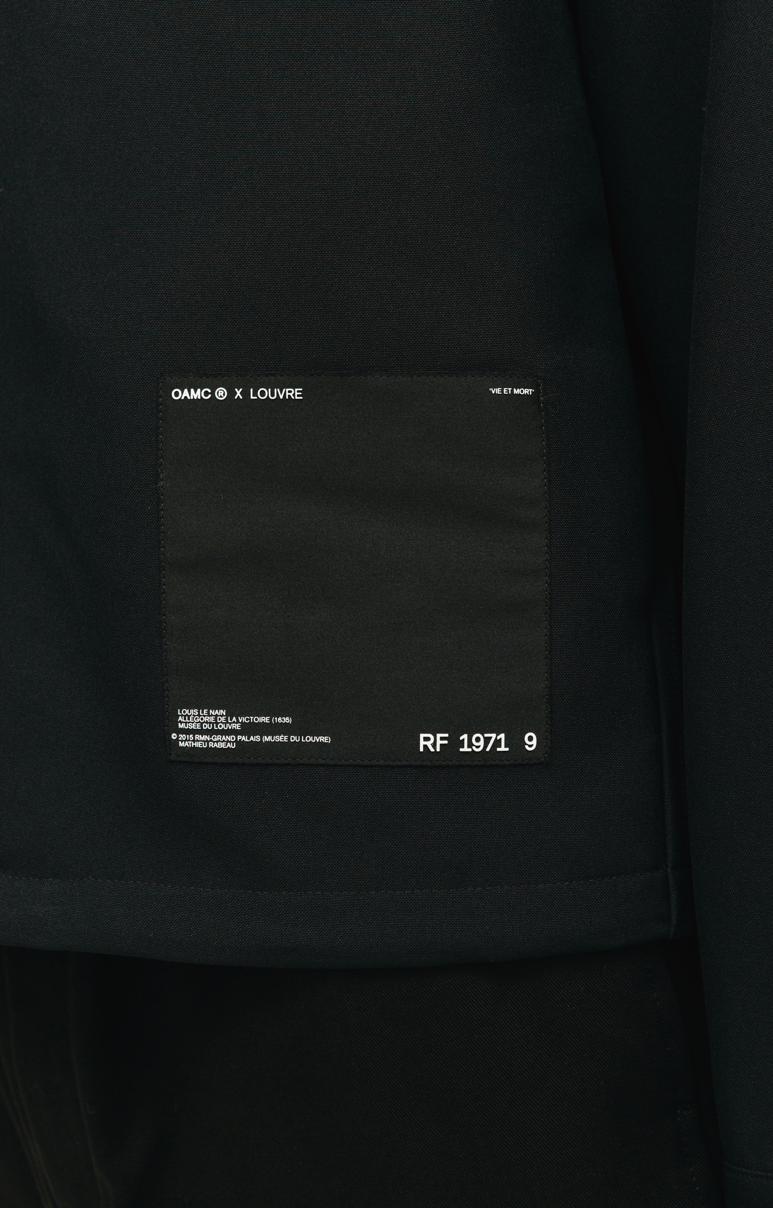 OAMC Рубашка OAMC x Louvre с шелковым патчем