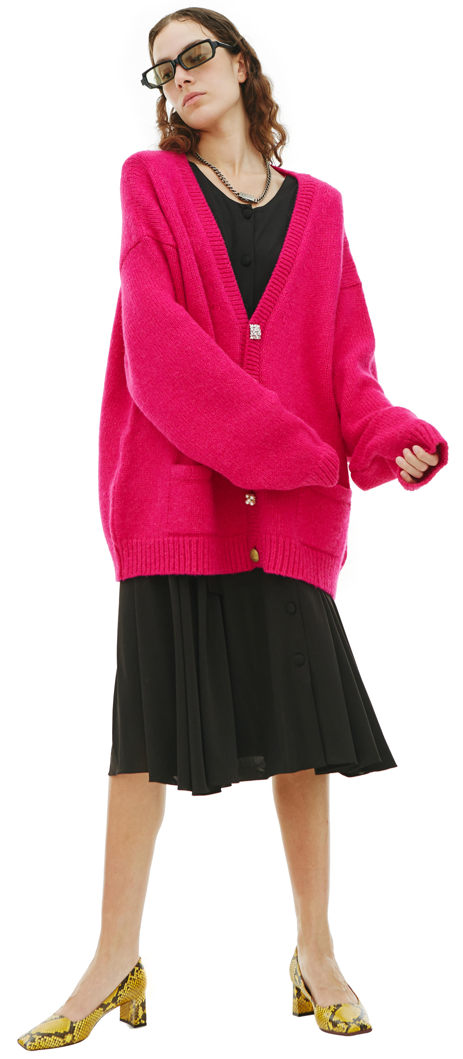 VETEMENTS Cardigan with brooch-buttons