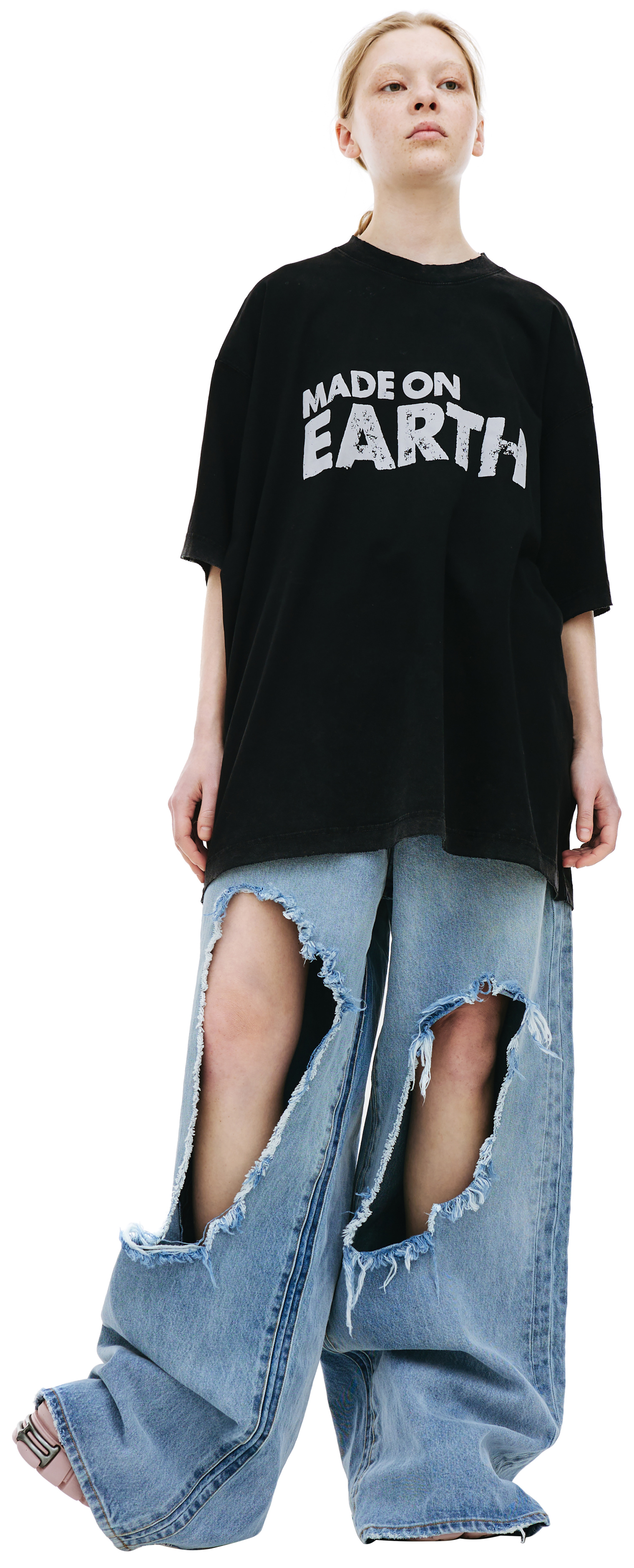 VETEMENTS Made On Earth oversized t-shirt