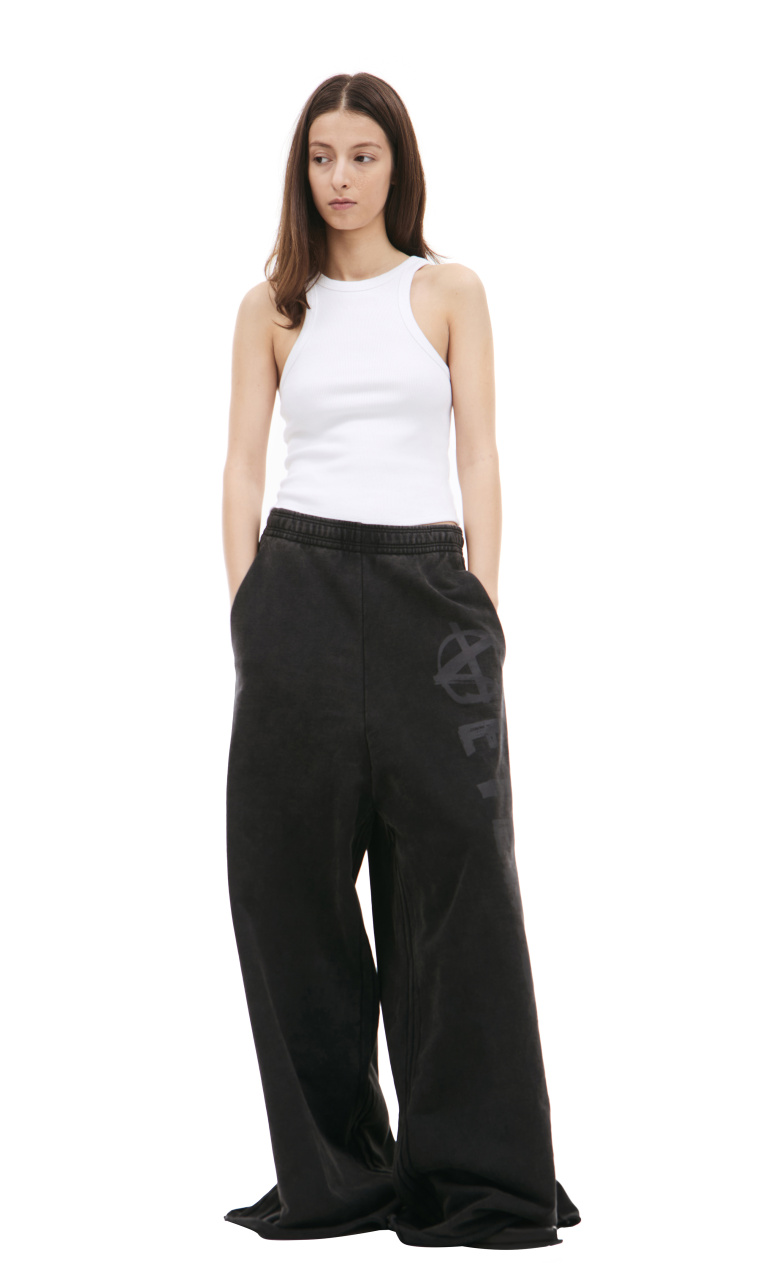 VETEMENTS Trousers