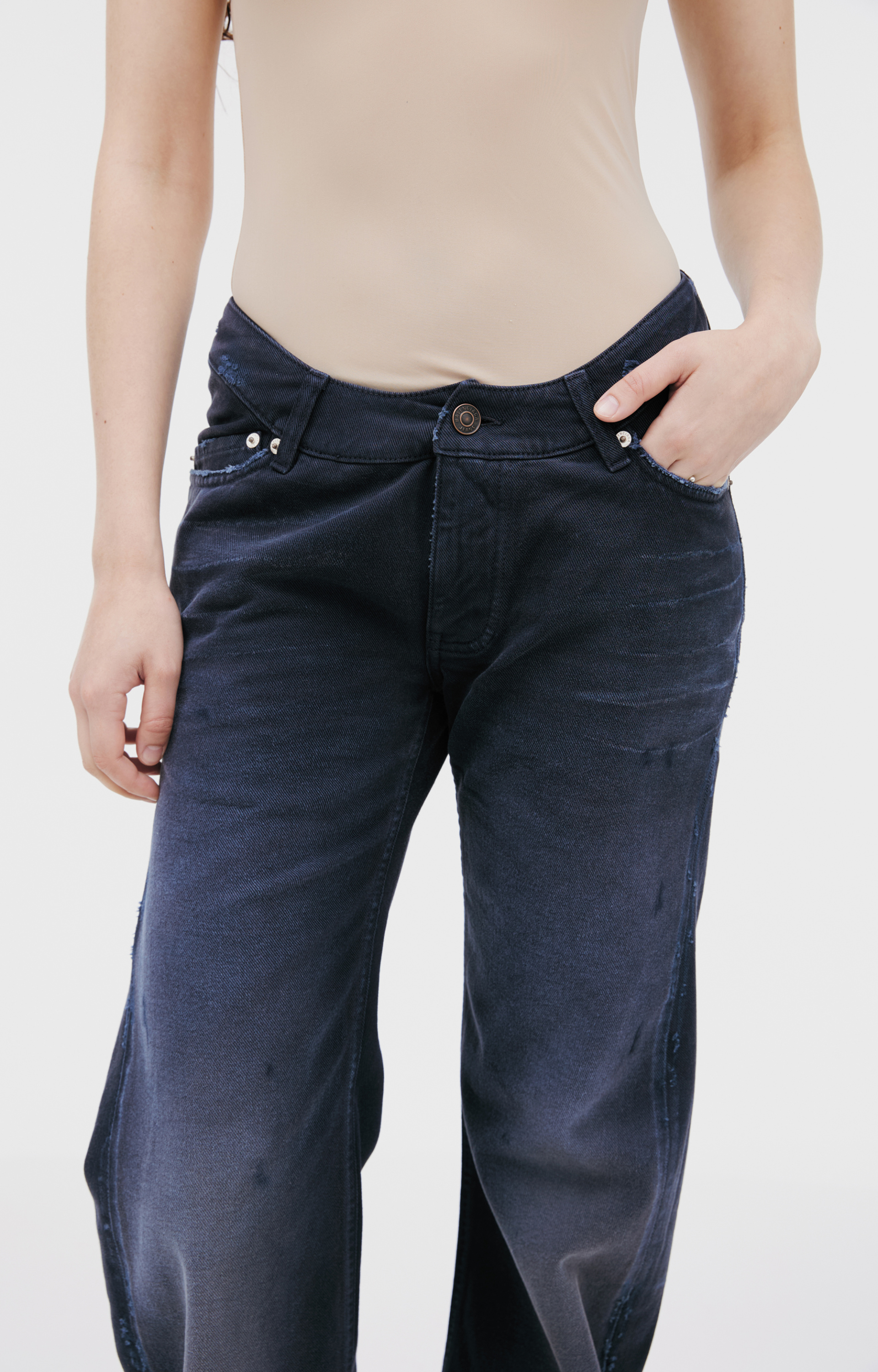 Balenciaga Distressed jeans