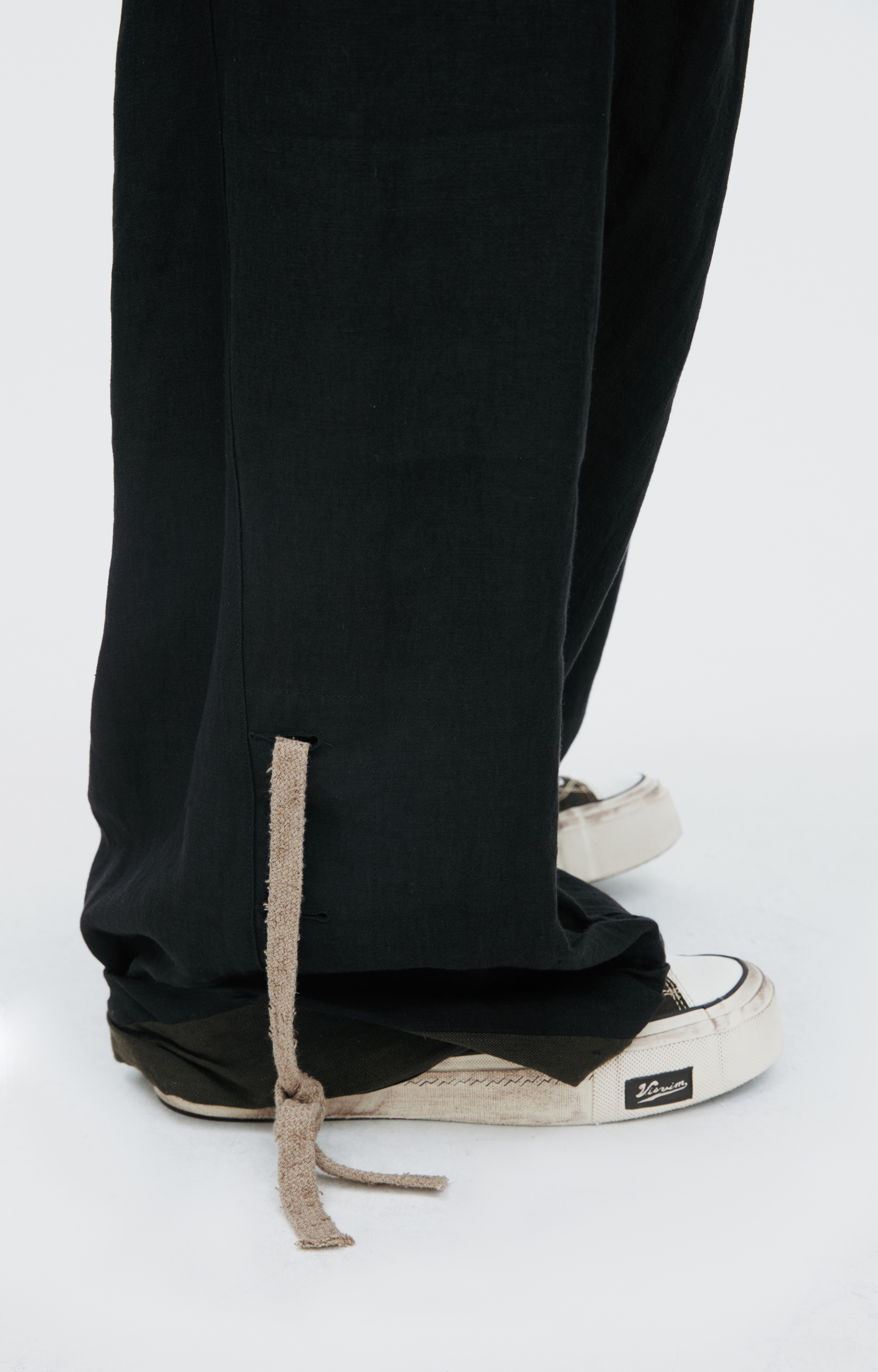 Ziggy Chen Wide-leg trousers with suspenders