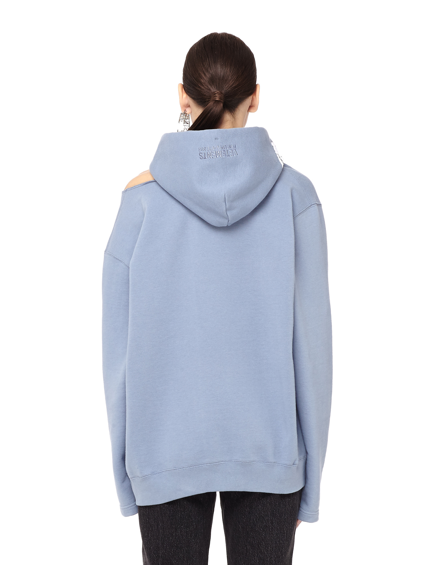 VETEMENTS Худи с вырезом на плече