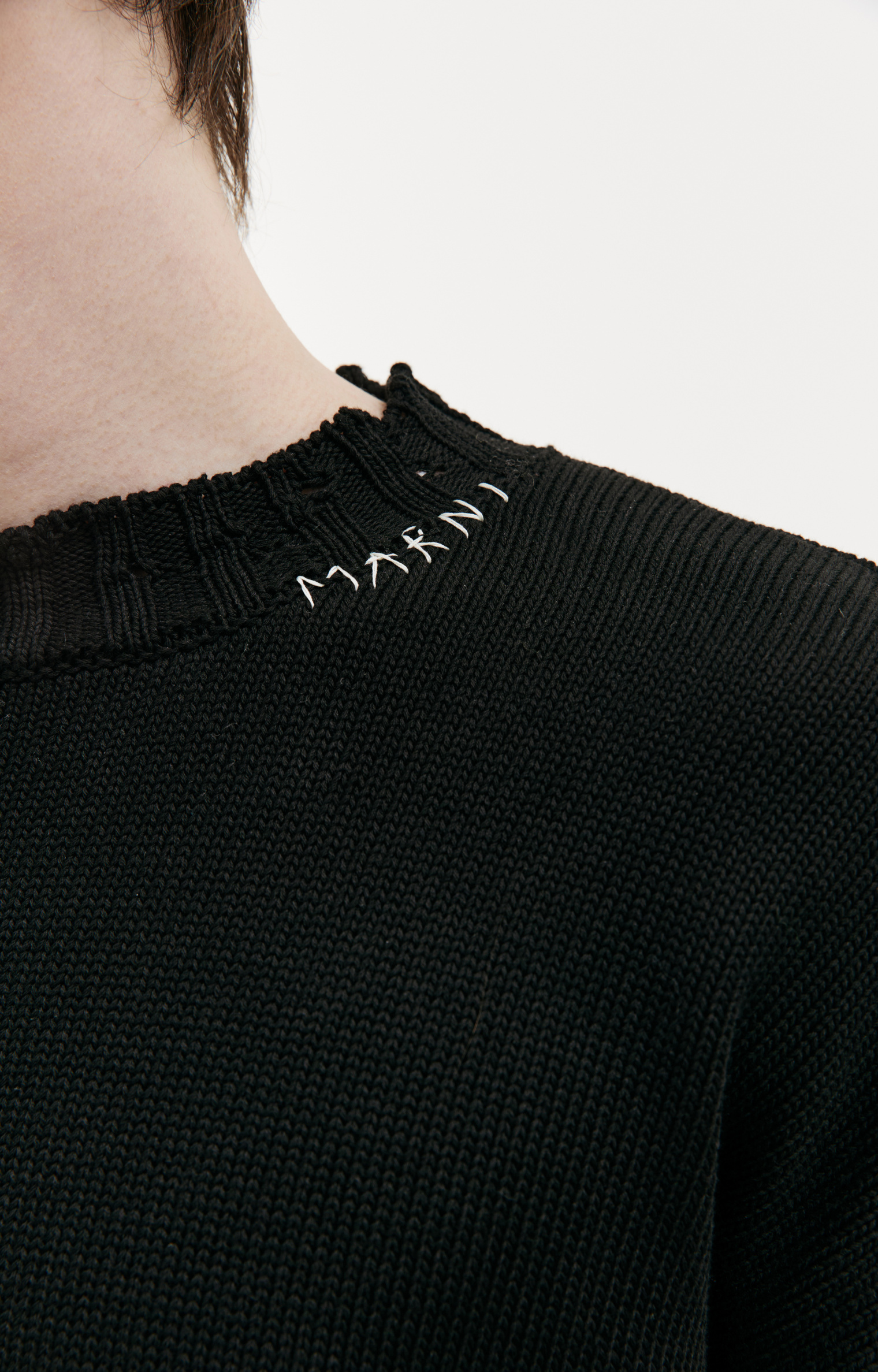 Marni Рваный свитер с логотипом