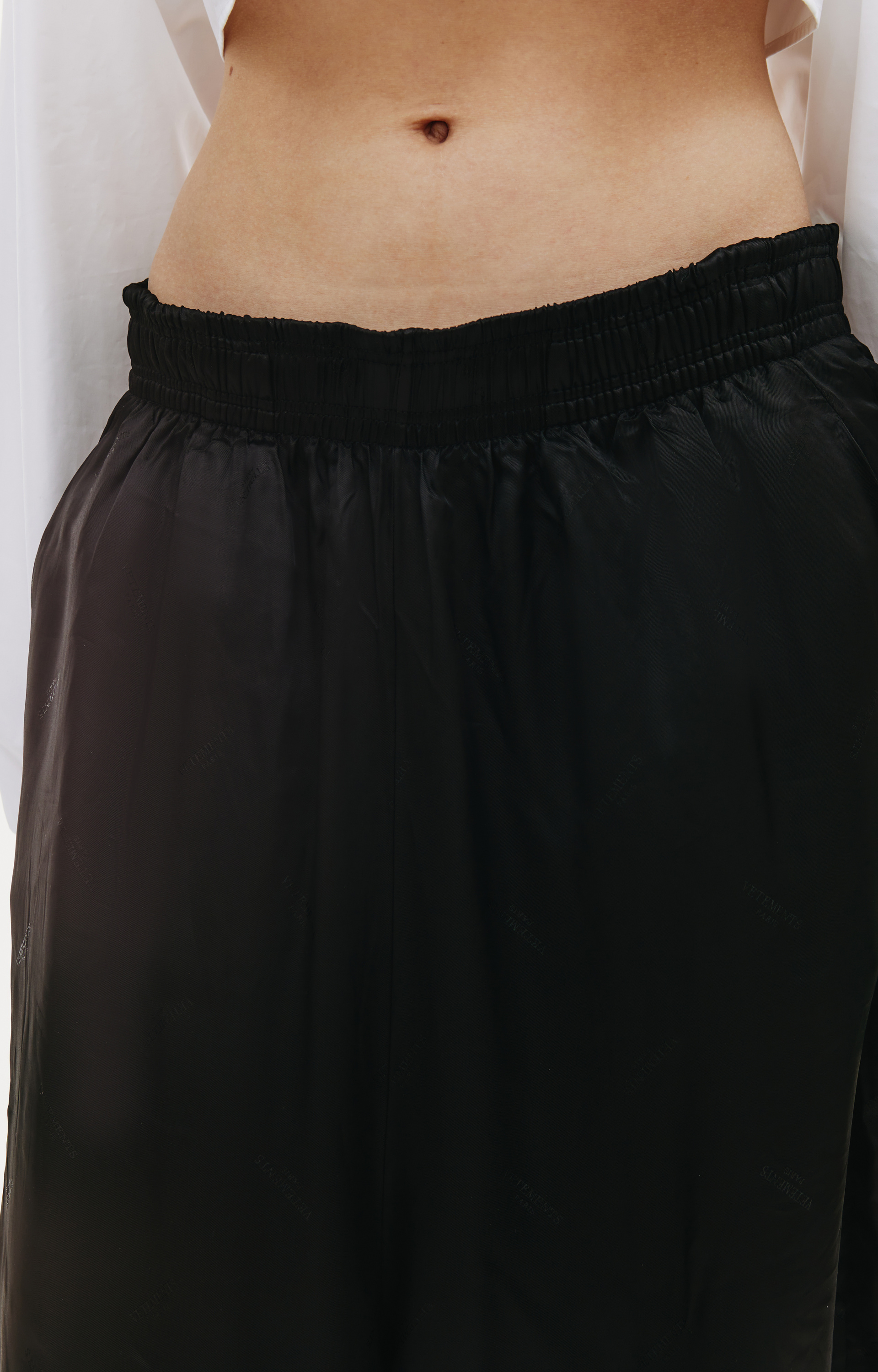 VETEMENTS Straight-leg lining trousers