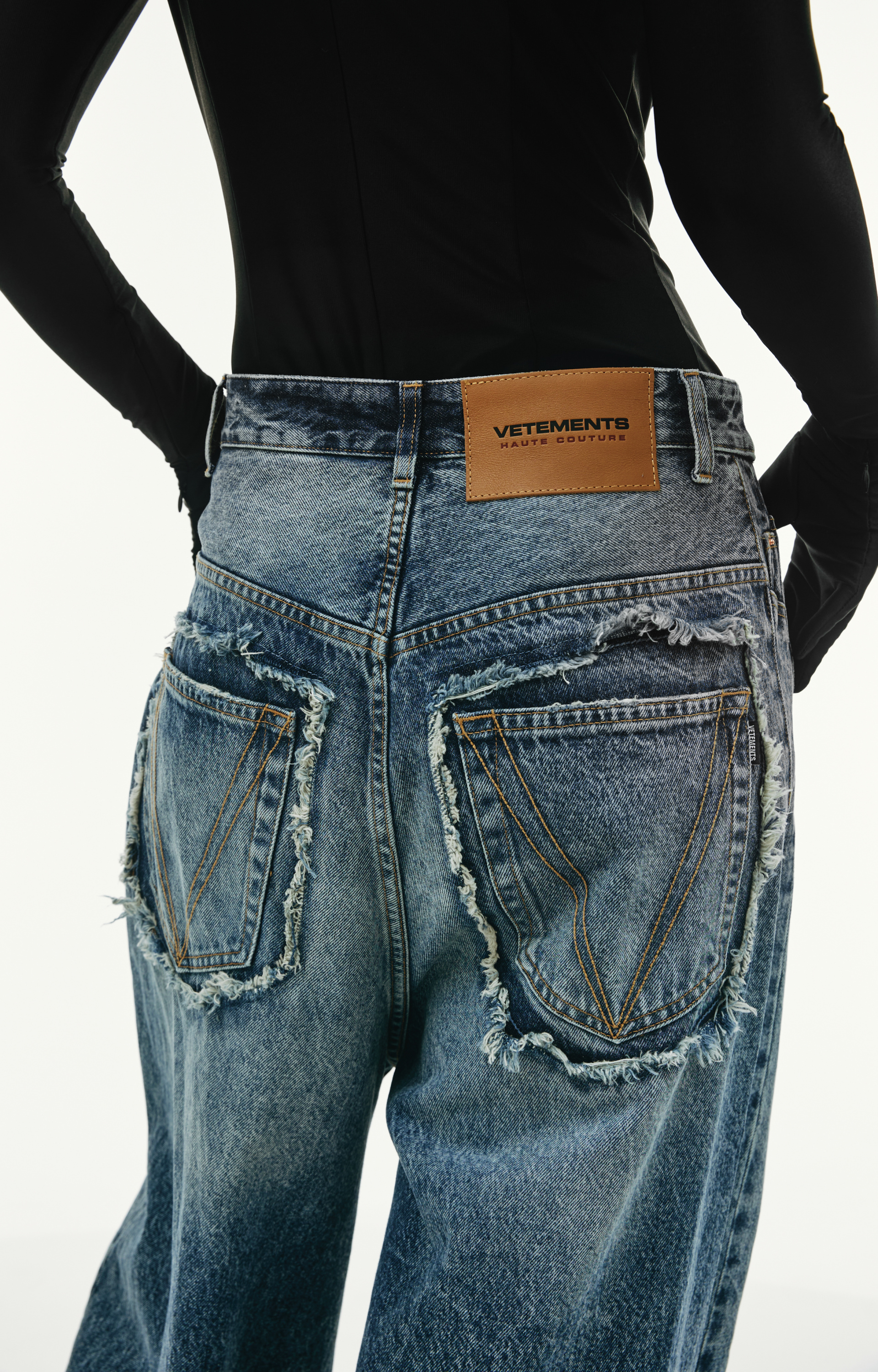 VETEMENTS Distressed wide-leg jeans