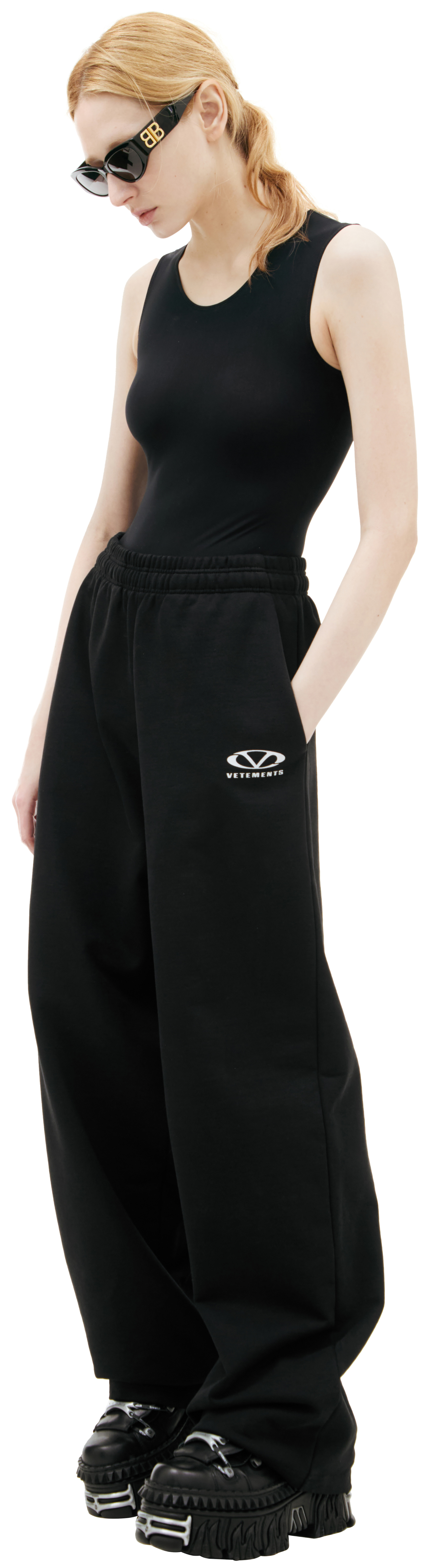 VETEMENTS Sporty trousers with logo