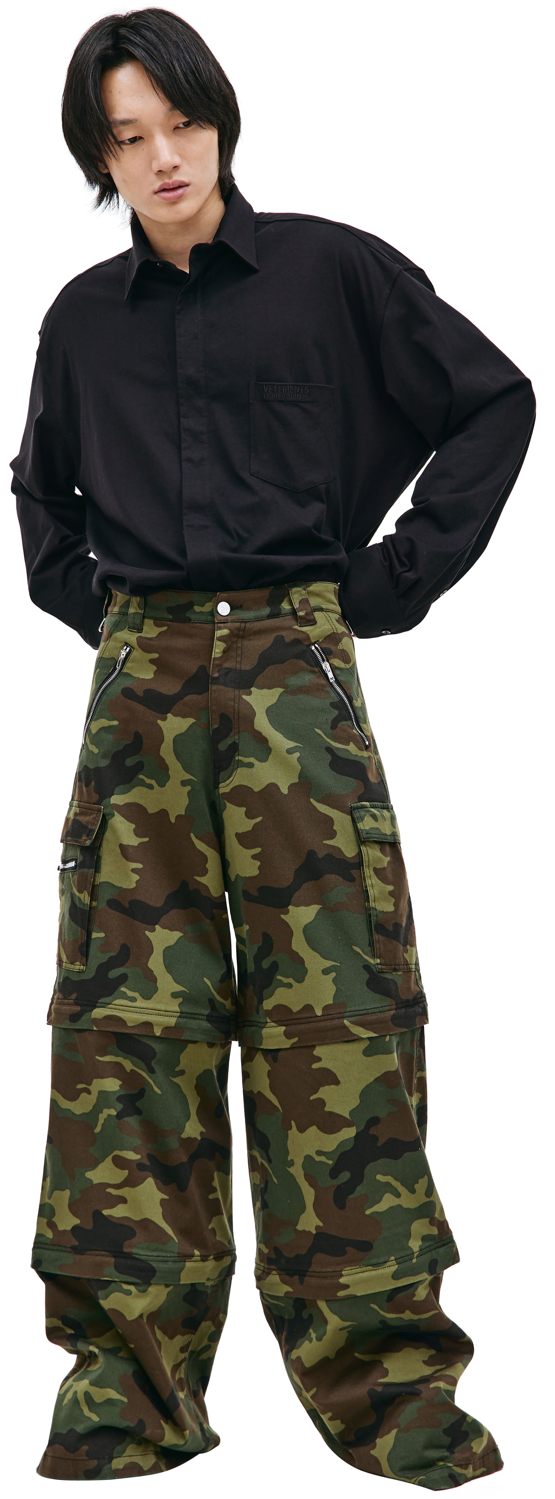 VETEMENTS Transformer camouflage cargo trousers