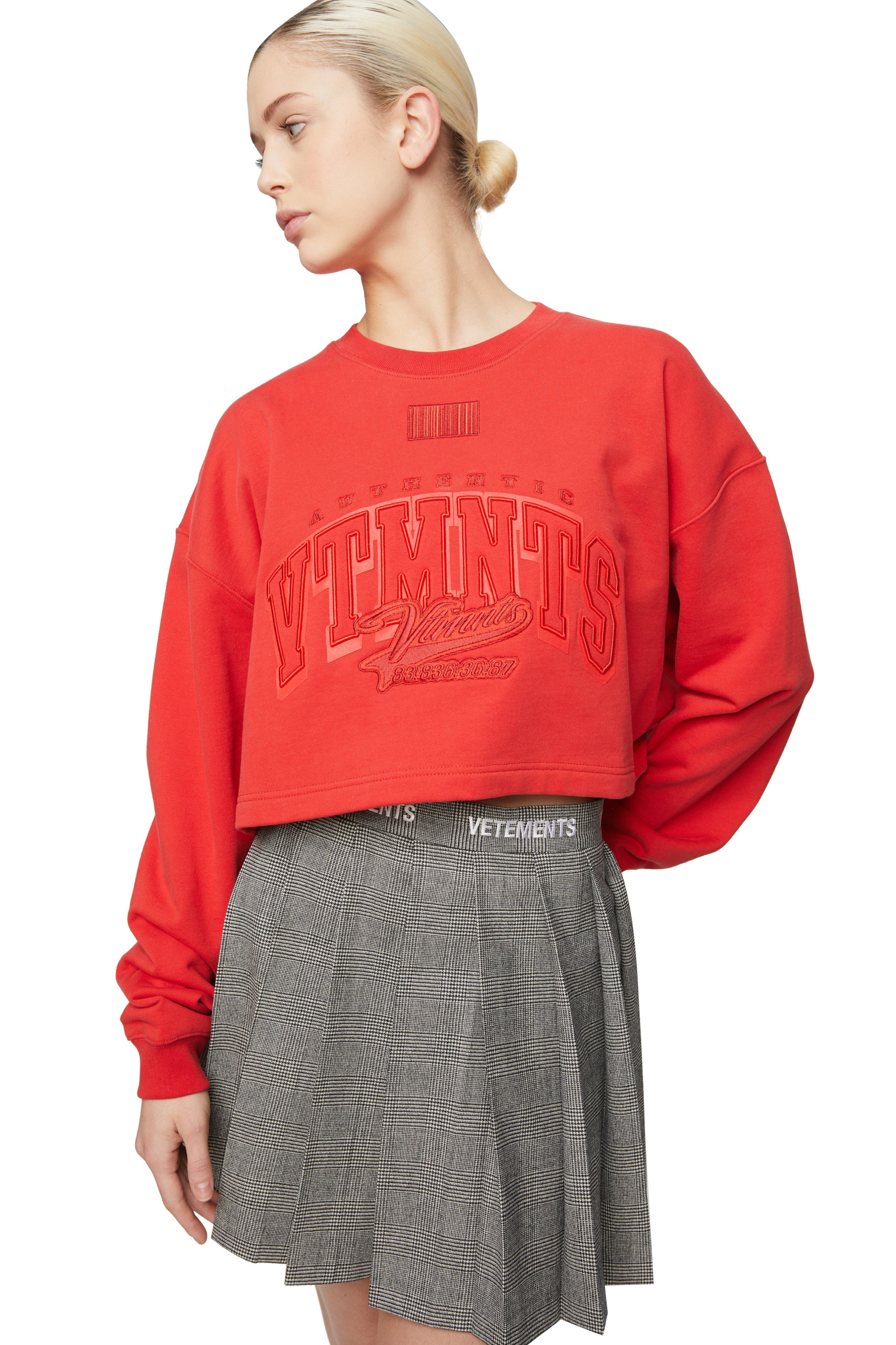 VTMNTS College Cropped Sweatshirt