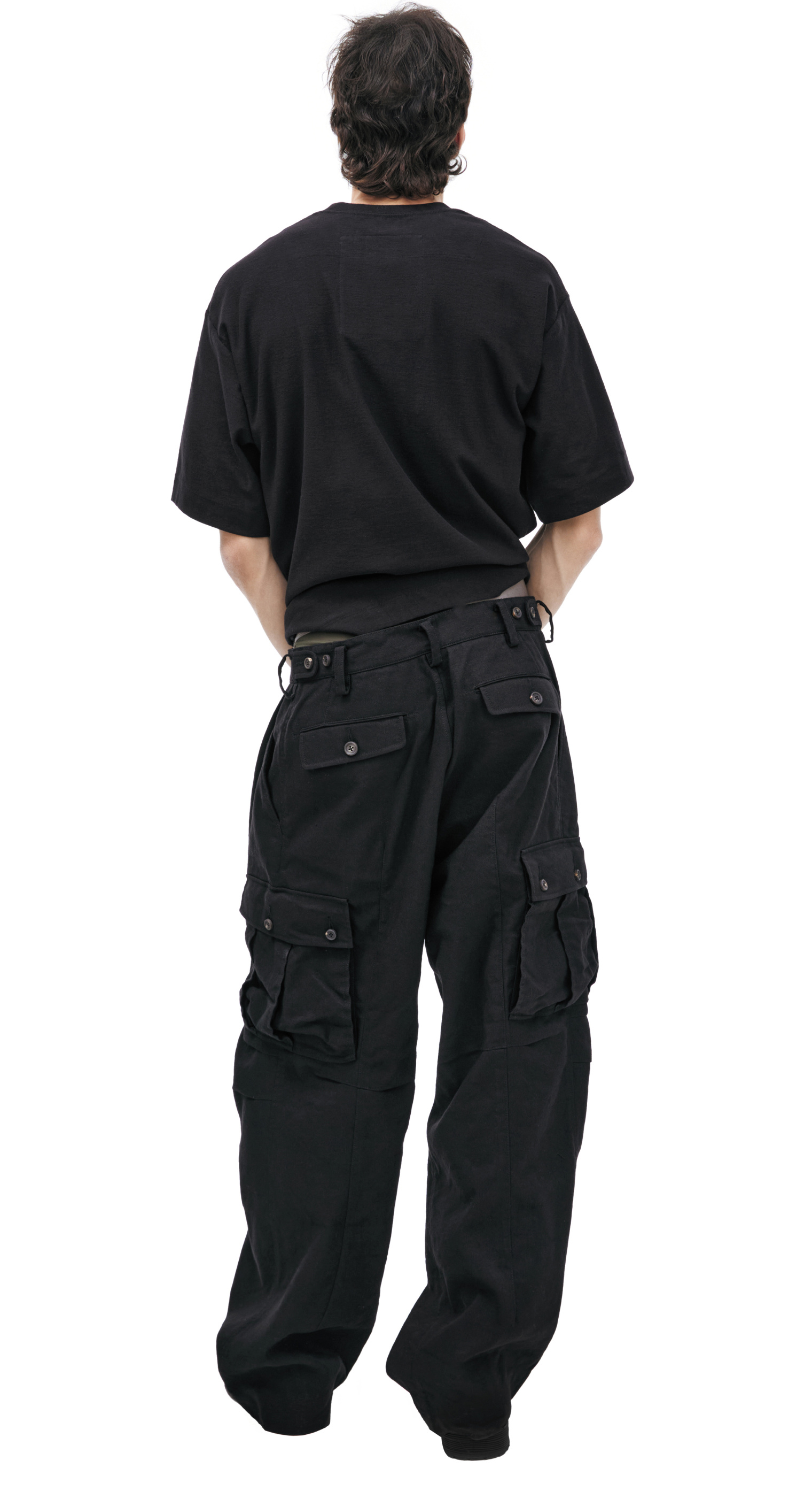 Buy Ziggy Chen men black cargo trousers for $1,025 online on SV77