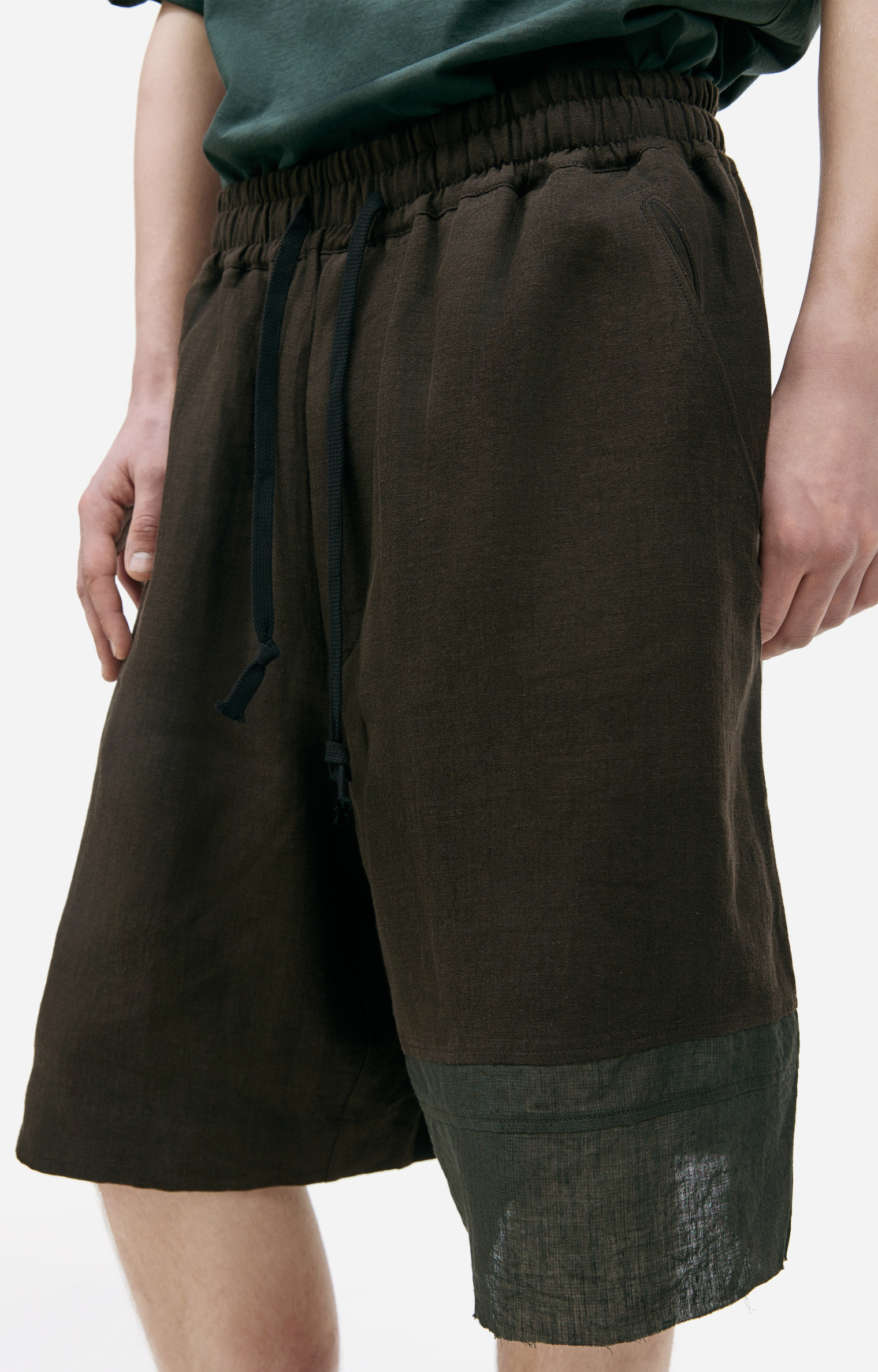 Ziggy Chen Brown linen shorts