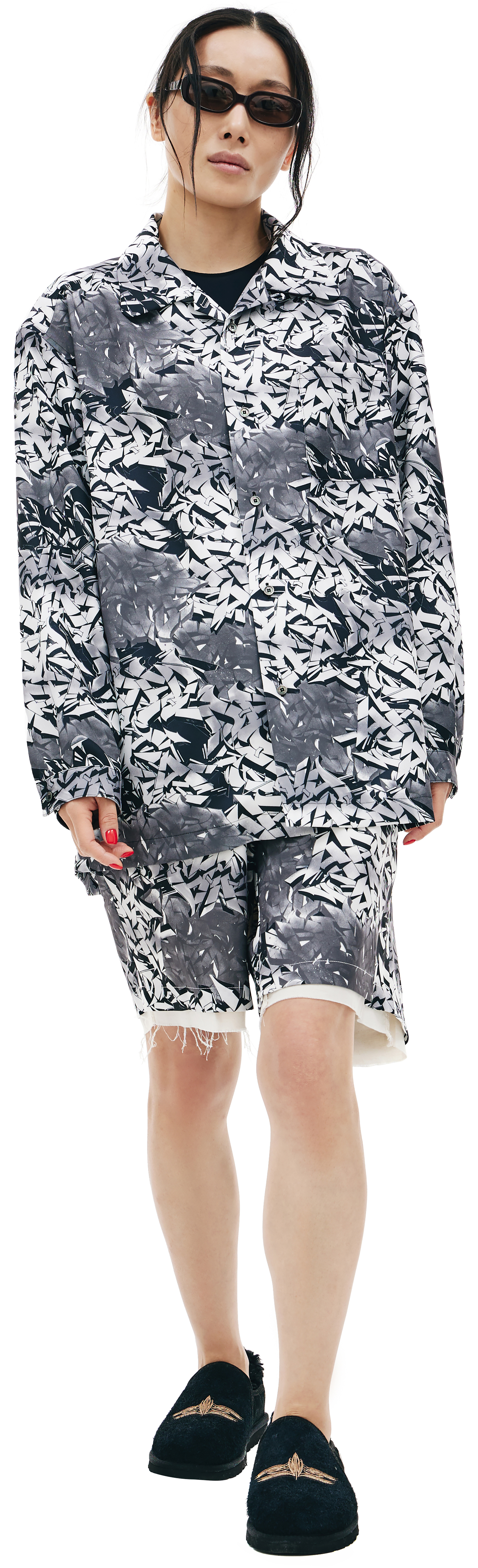 Children of the discordance Graffity print shirt