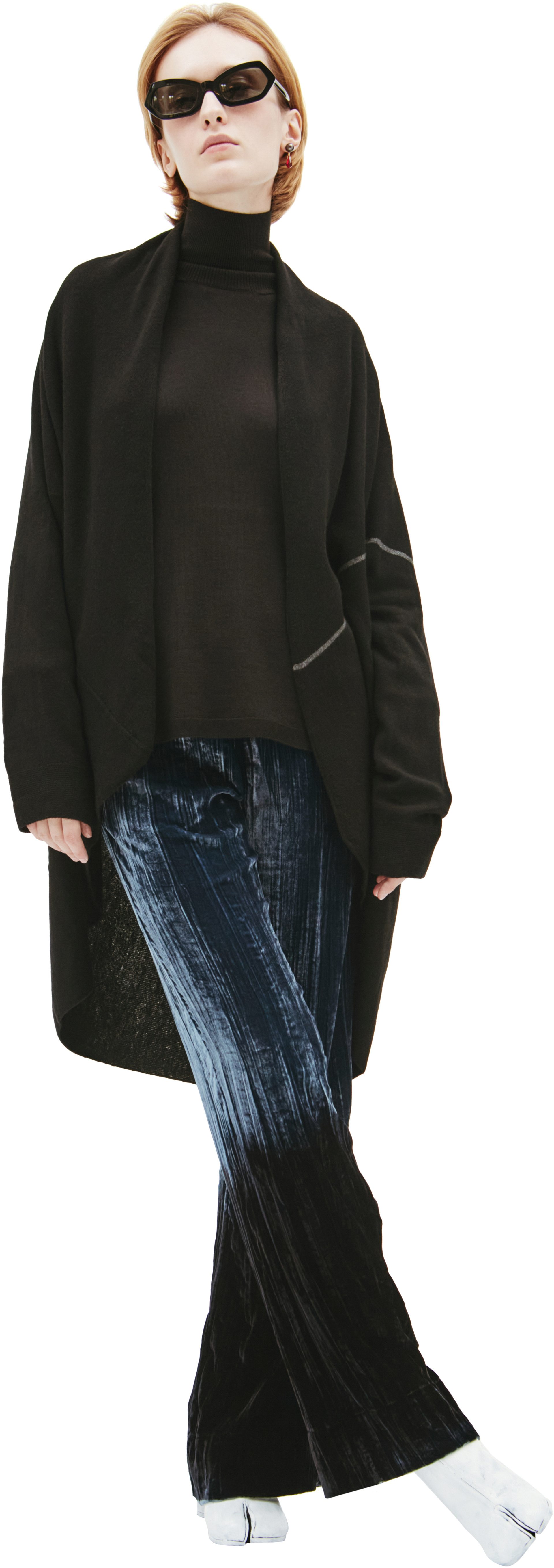 Y\'s Black wool cardigan with white line