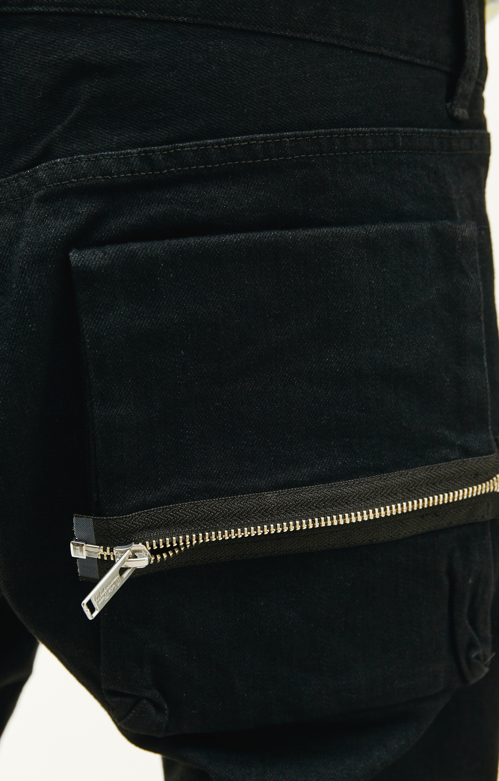 Undercover Zip Pocket Jeans