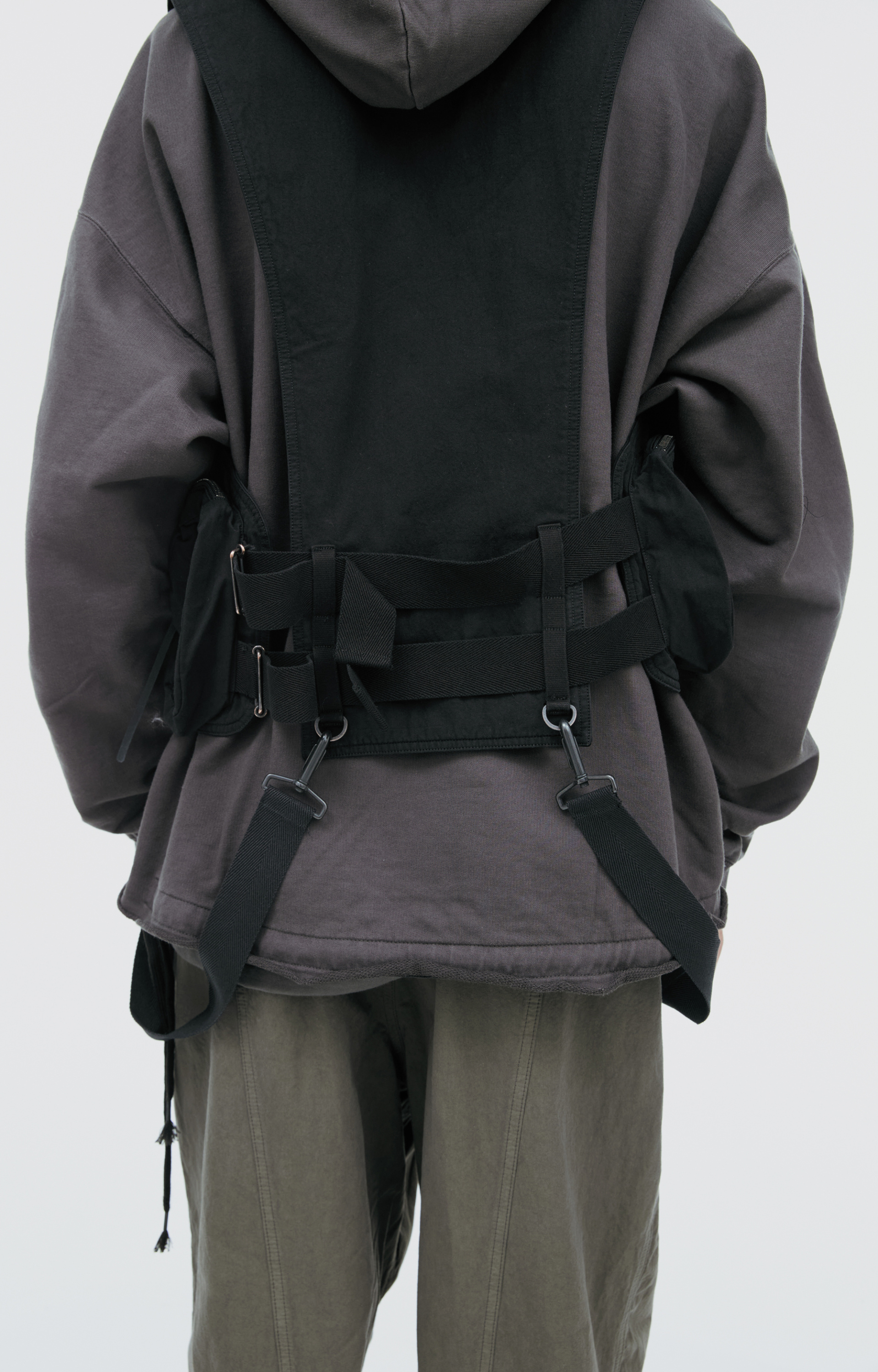 The Viridi-Anne Cotton vest with deep pockets