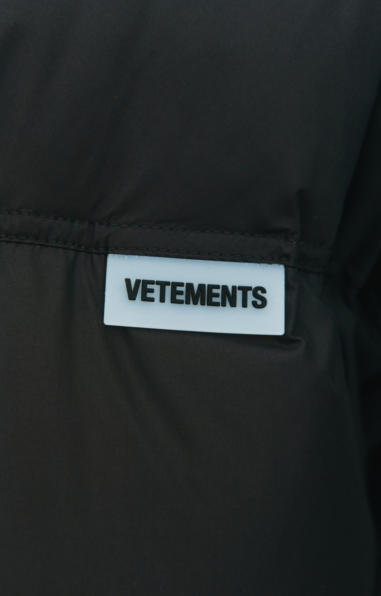 VETEMENTS Logo Patch Down Jacket
