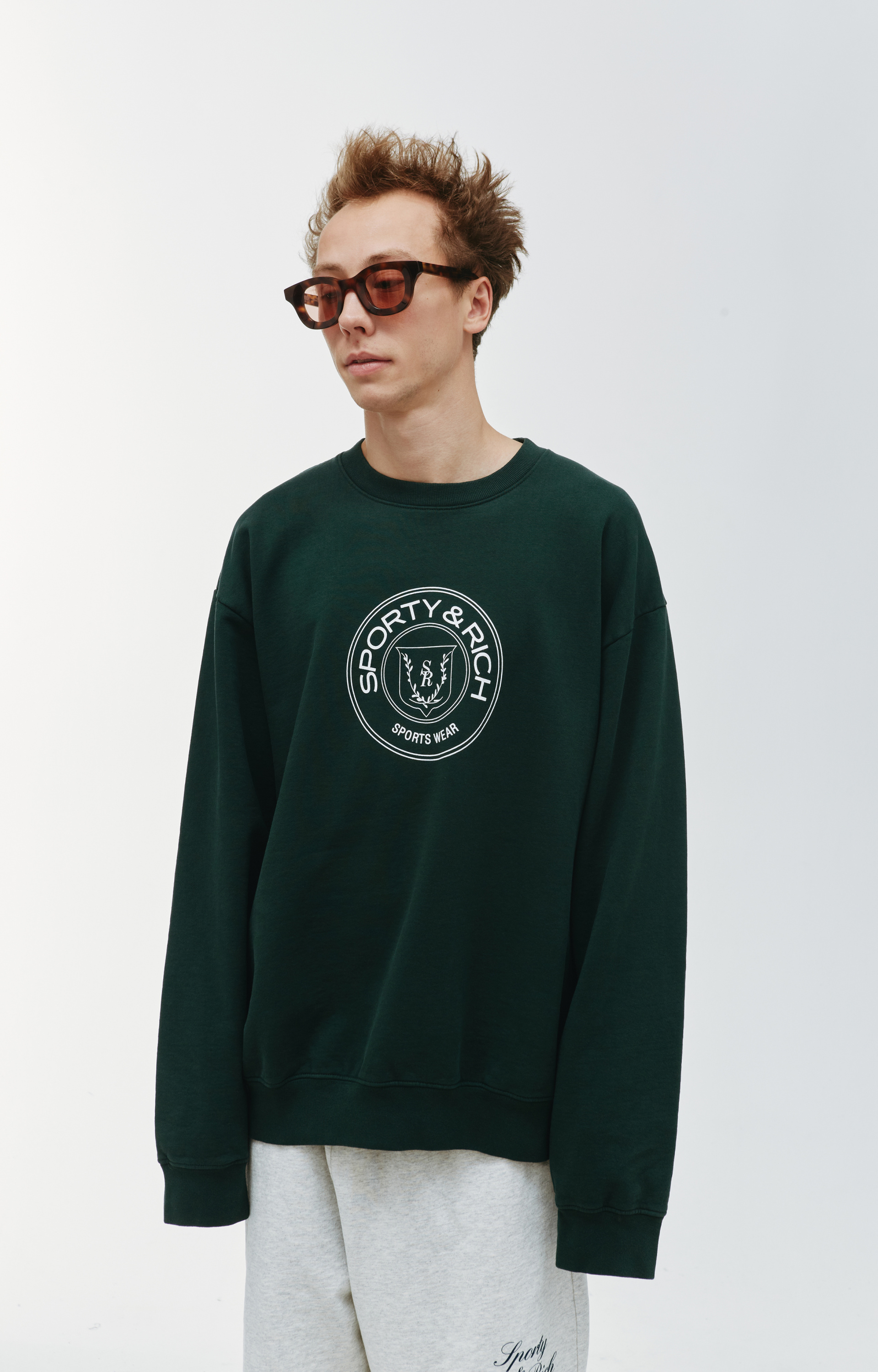 SPORTY & RICH Connecticut Crest Sweatshirt