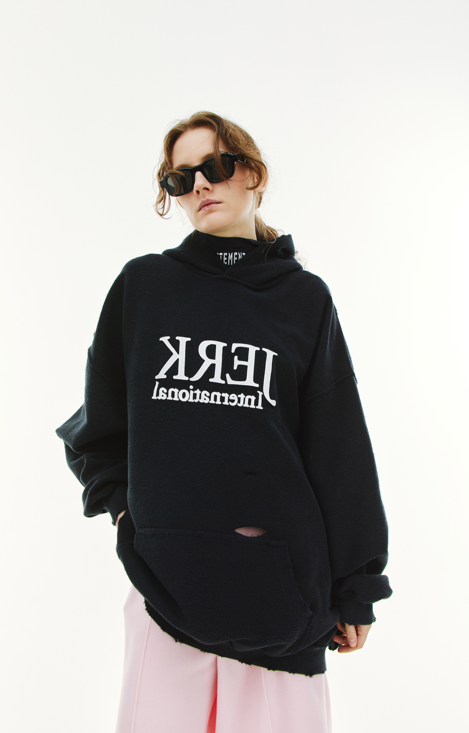 VETEMENTS Destroyed Jerk hoodie