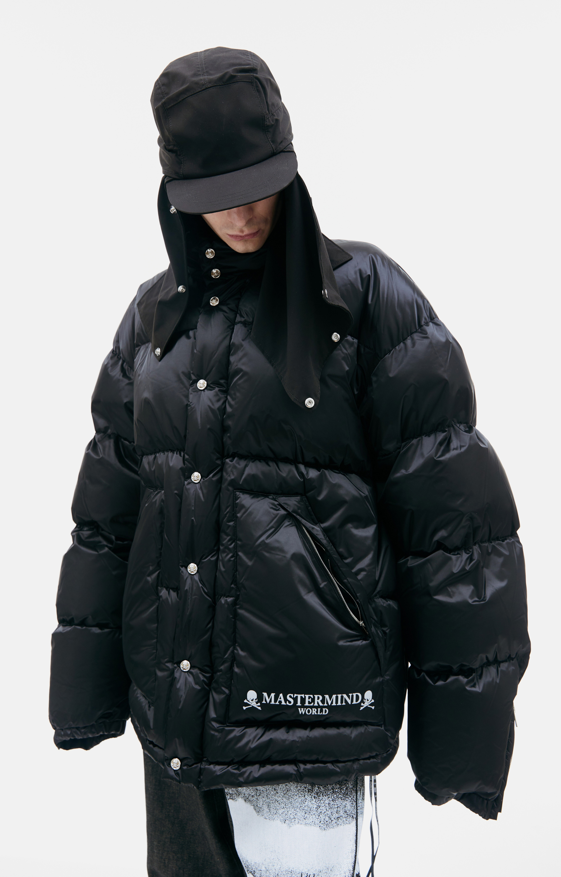 Mastermind WORLD Black logo down jacket