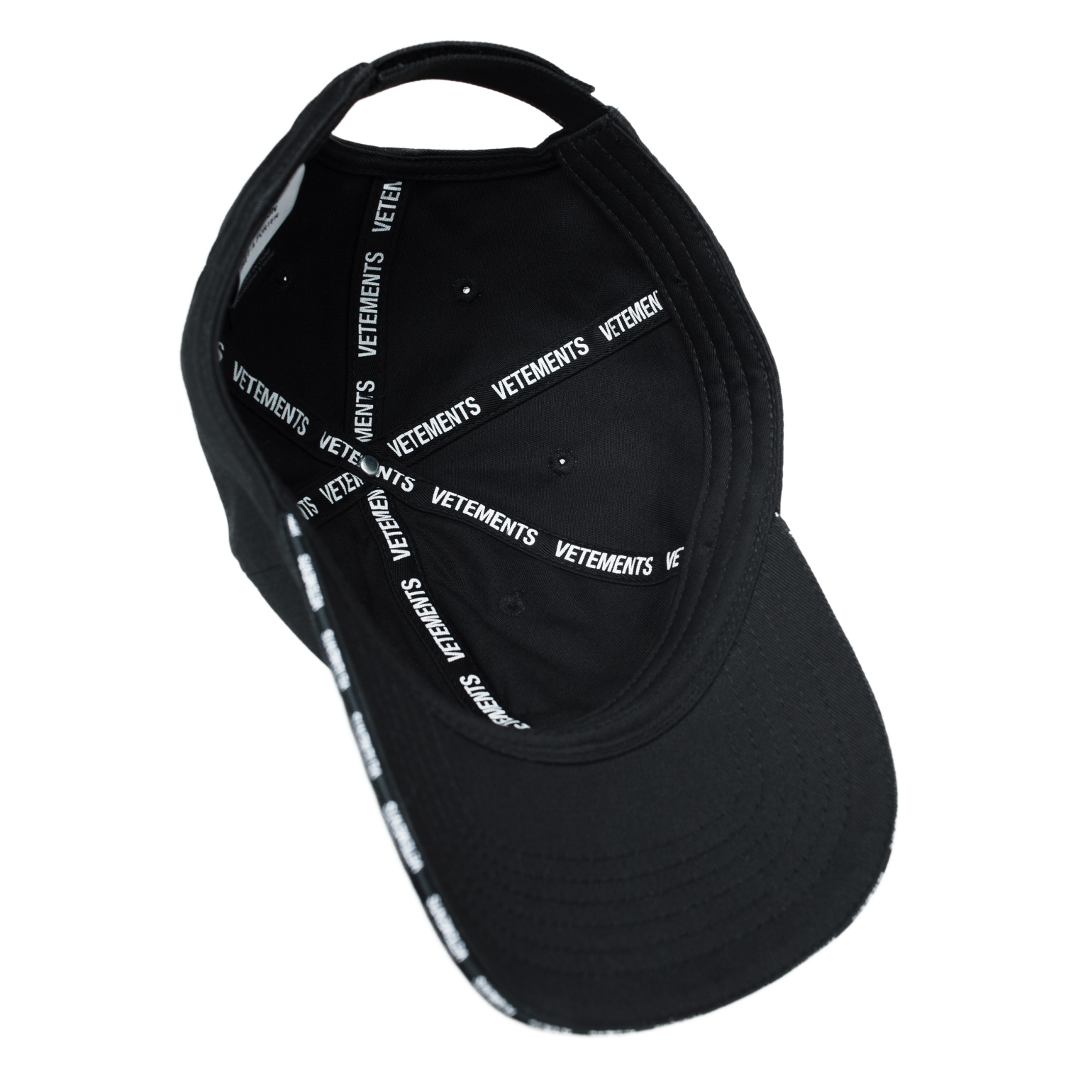 VETEMENTS Embroidered logo cap