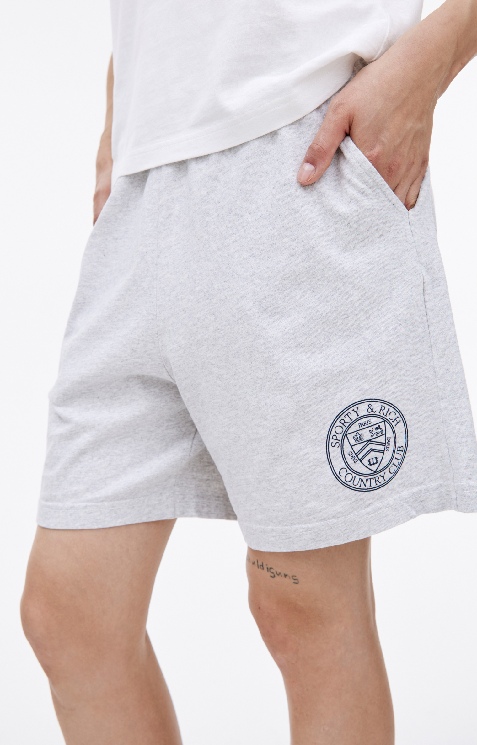 SPORTY & RICH Gray logo shorts