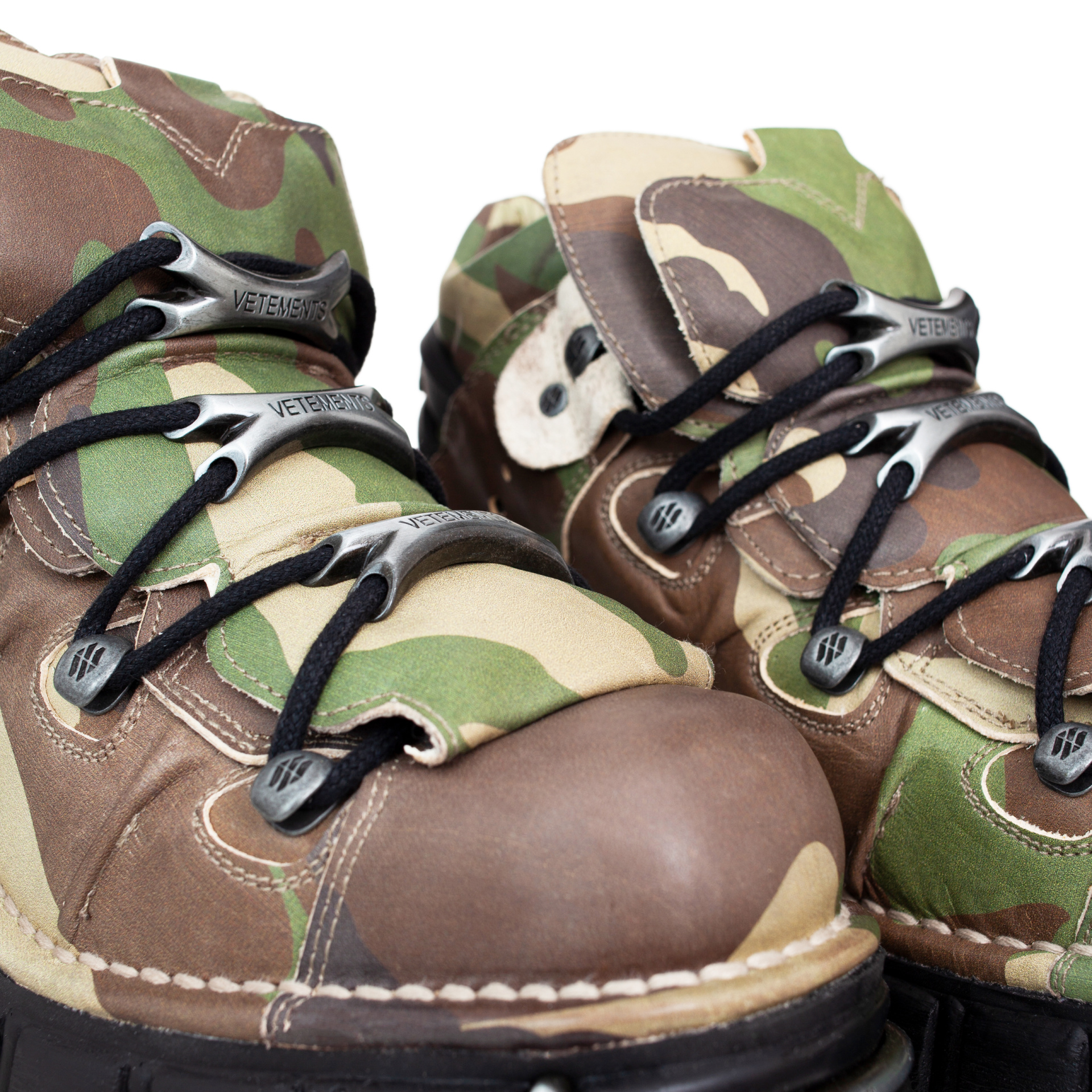 VETEMENTS VETEMENTS x New Rock platform boots