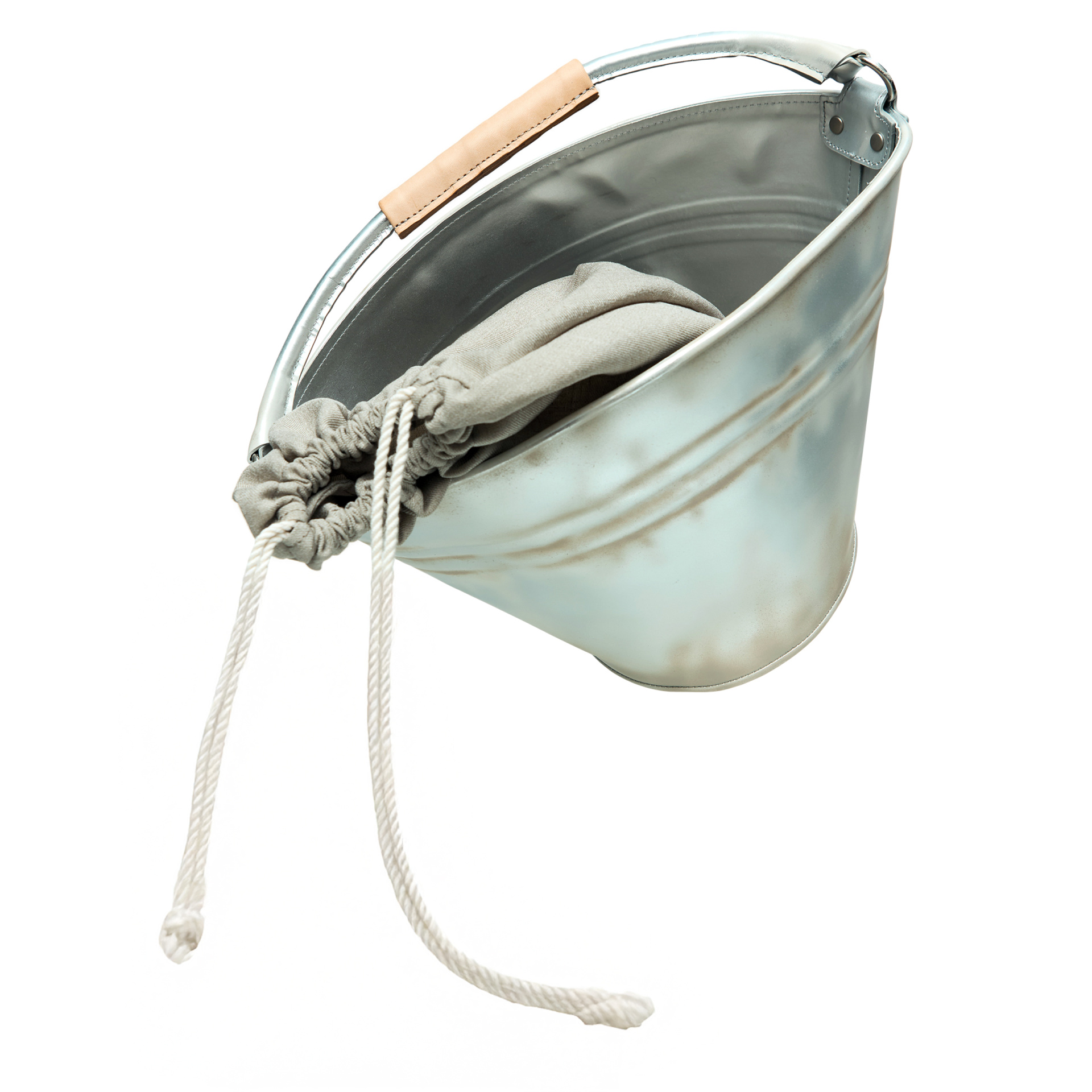 Doublet BUCKET-SHAPED Leather Bag