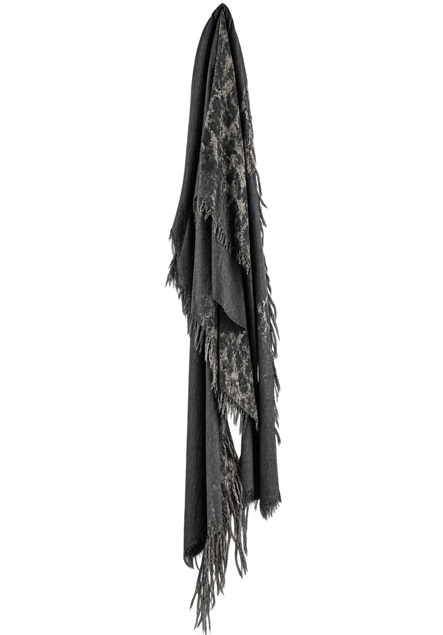 Ziggy Chen Cashmere scarf with a floral pattern
