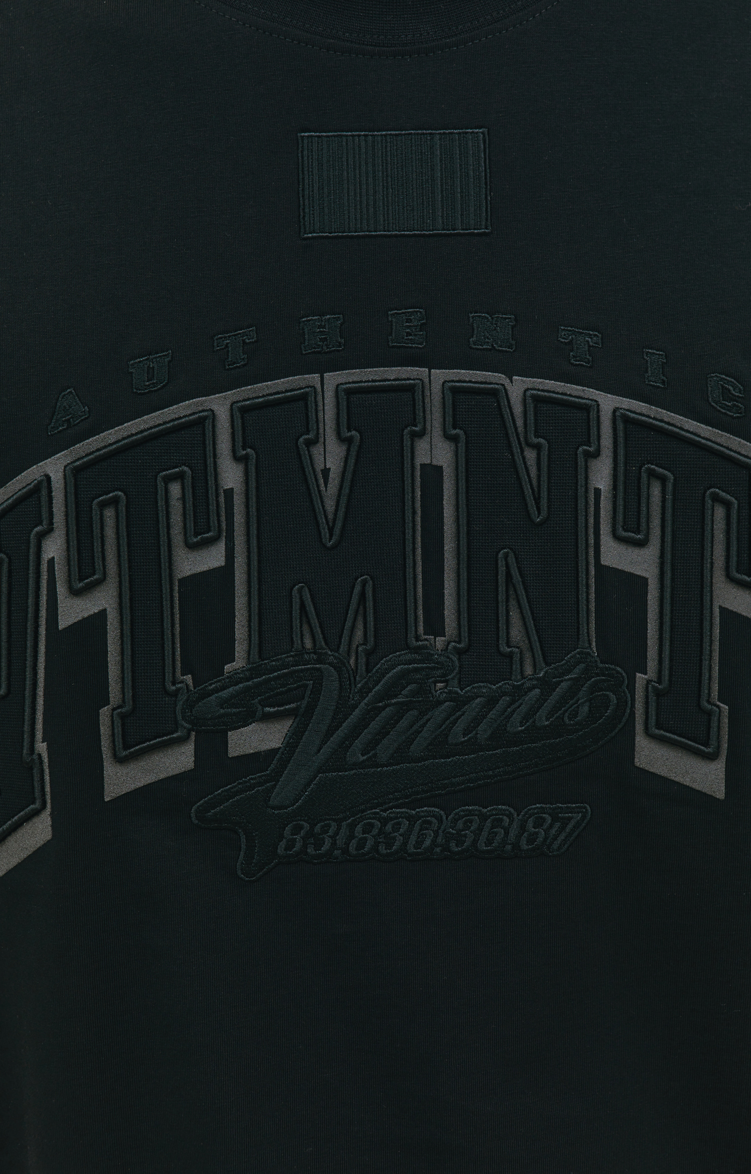 VTMNTS Patched Logo t-shirt