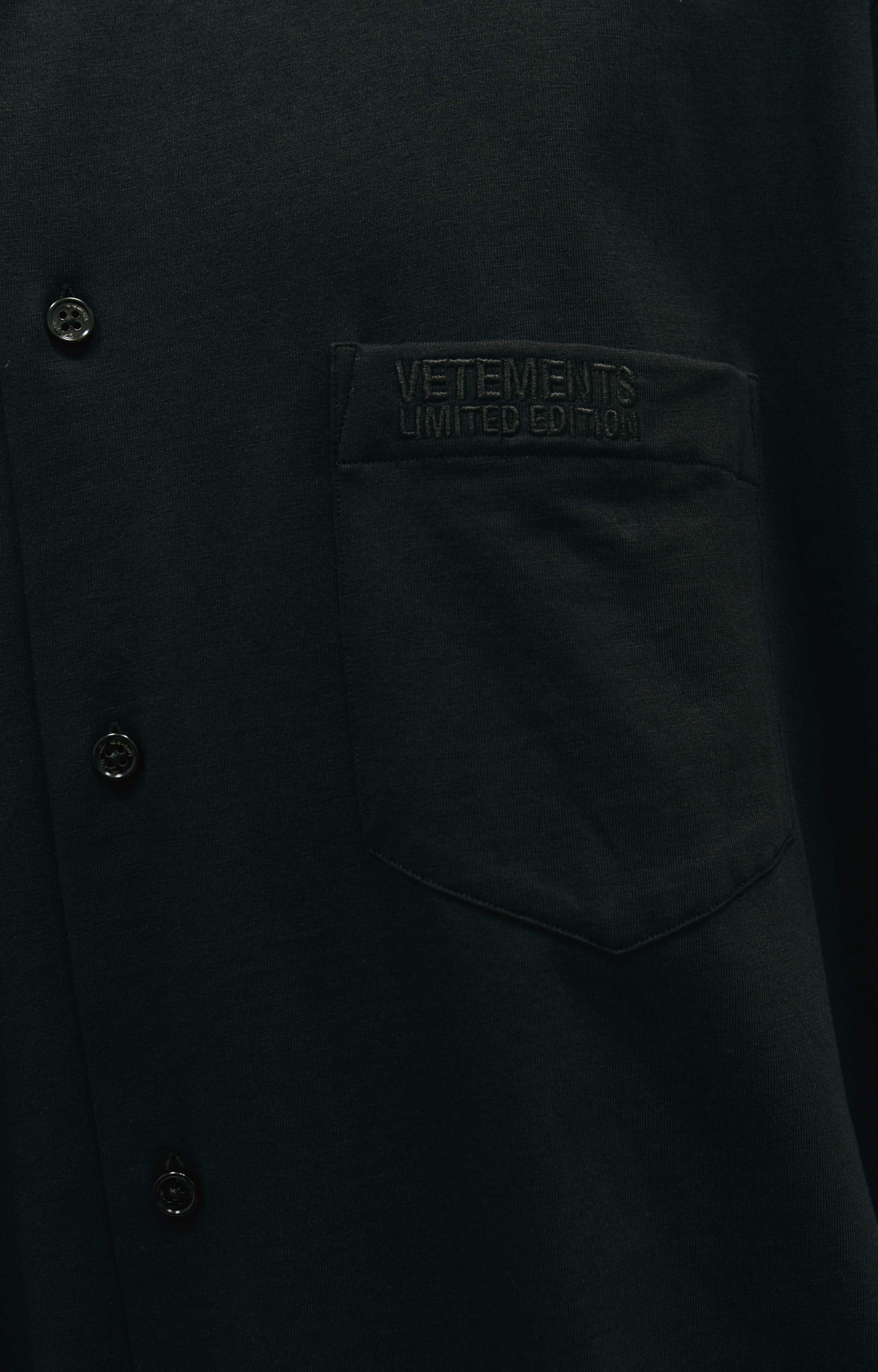 VETEMENTS Black cotton shirt