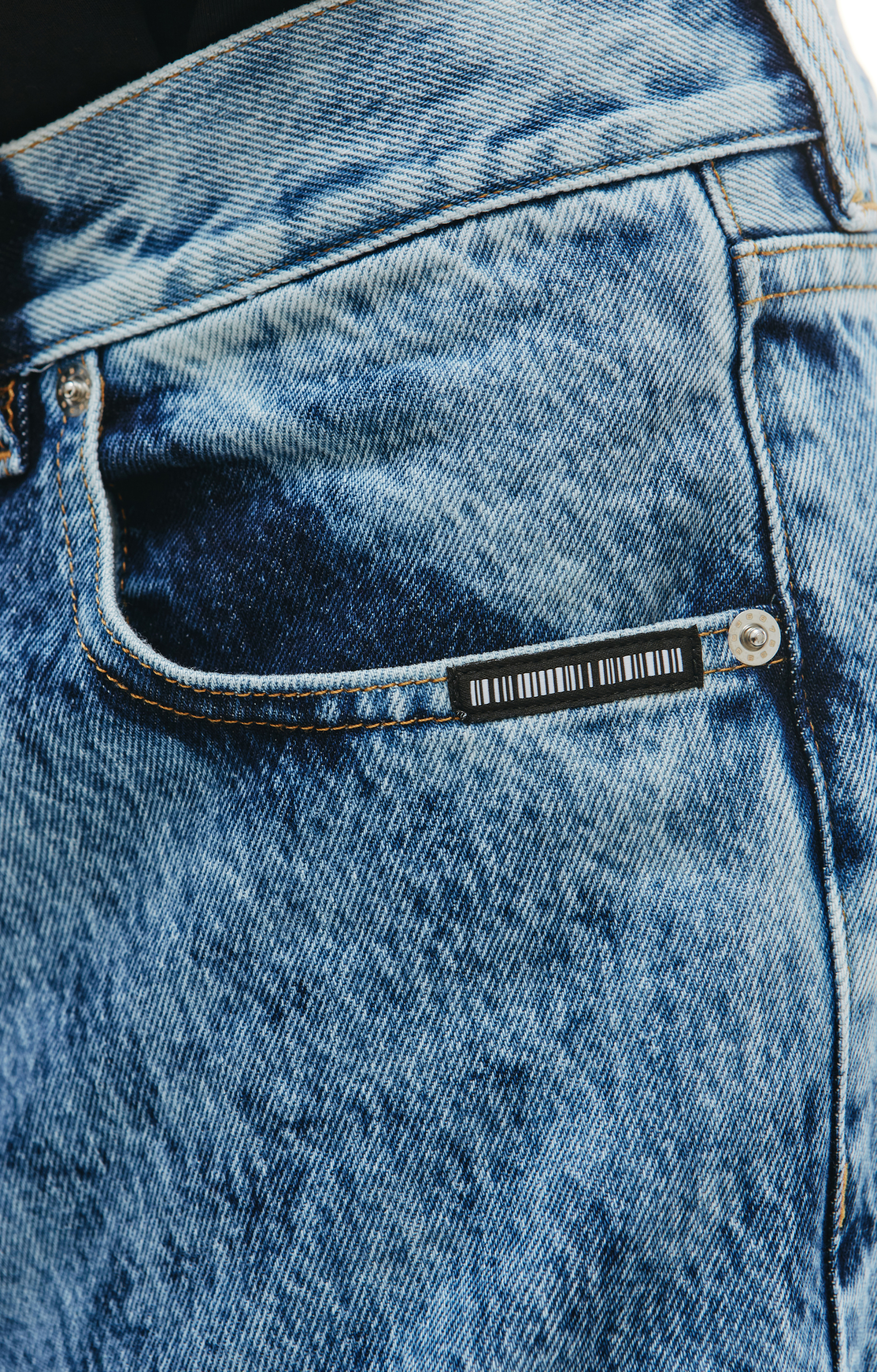VTMNTS Acid-wash denim Jeans