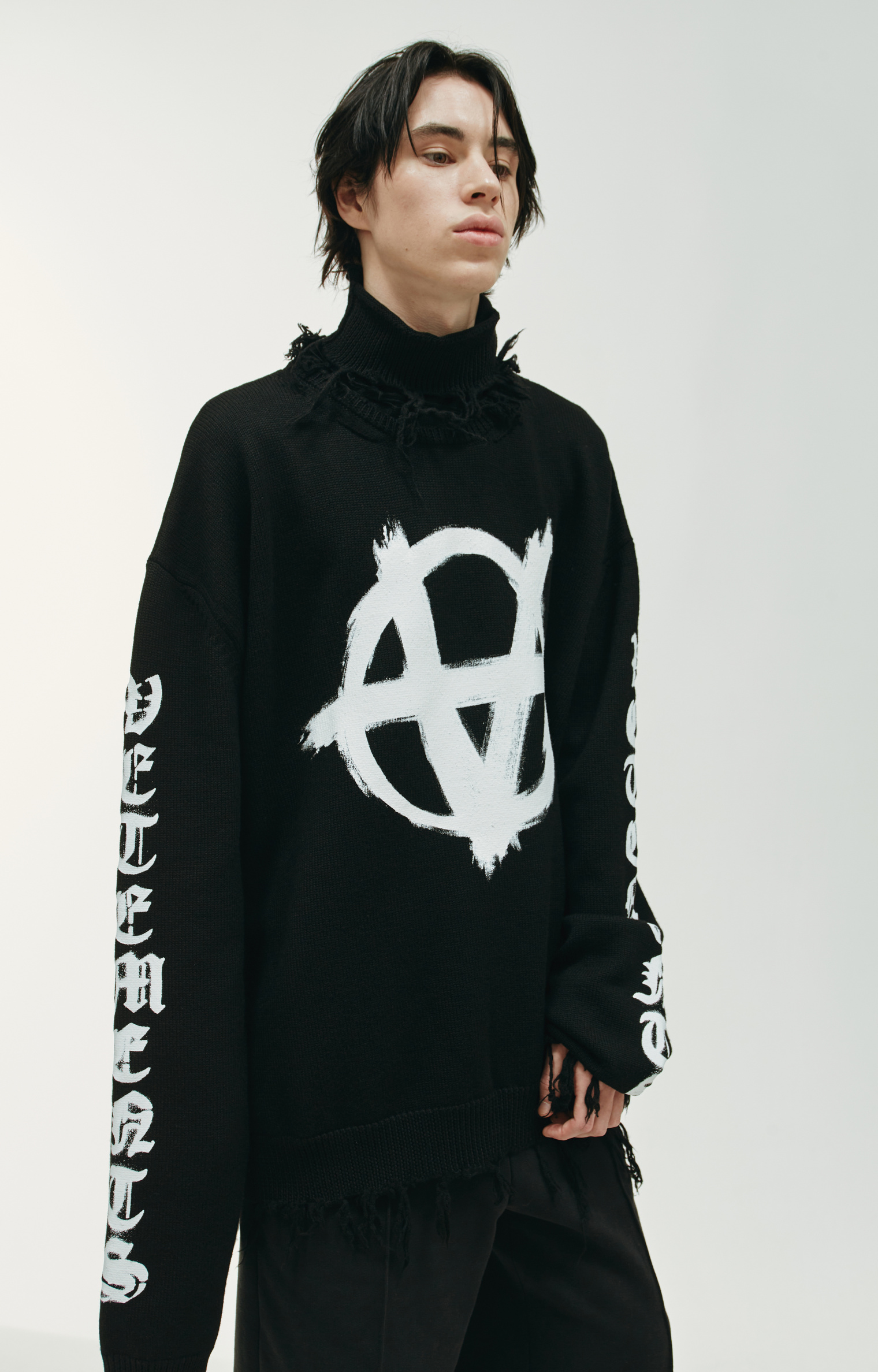 VETEMENTS Destroyed Anarchy sweater